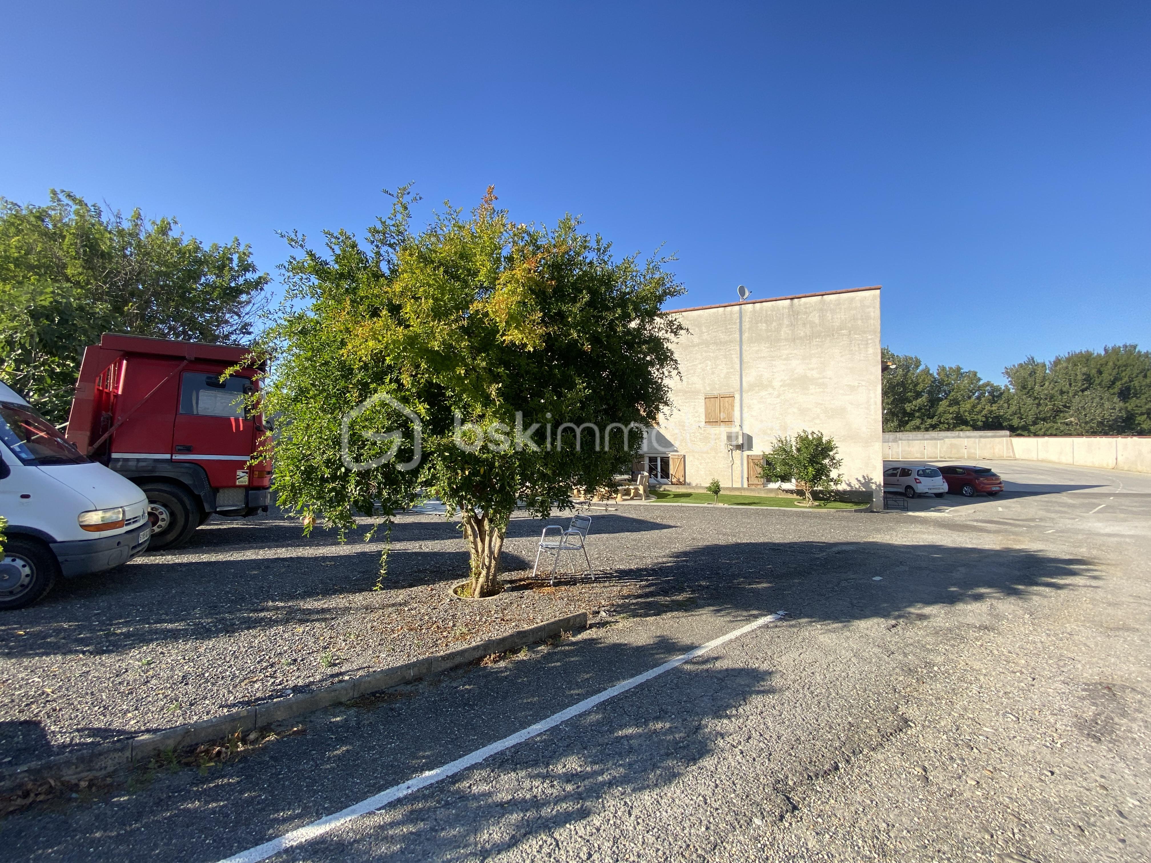 Local d activites de 158 m² - IMG_3088.jpeg