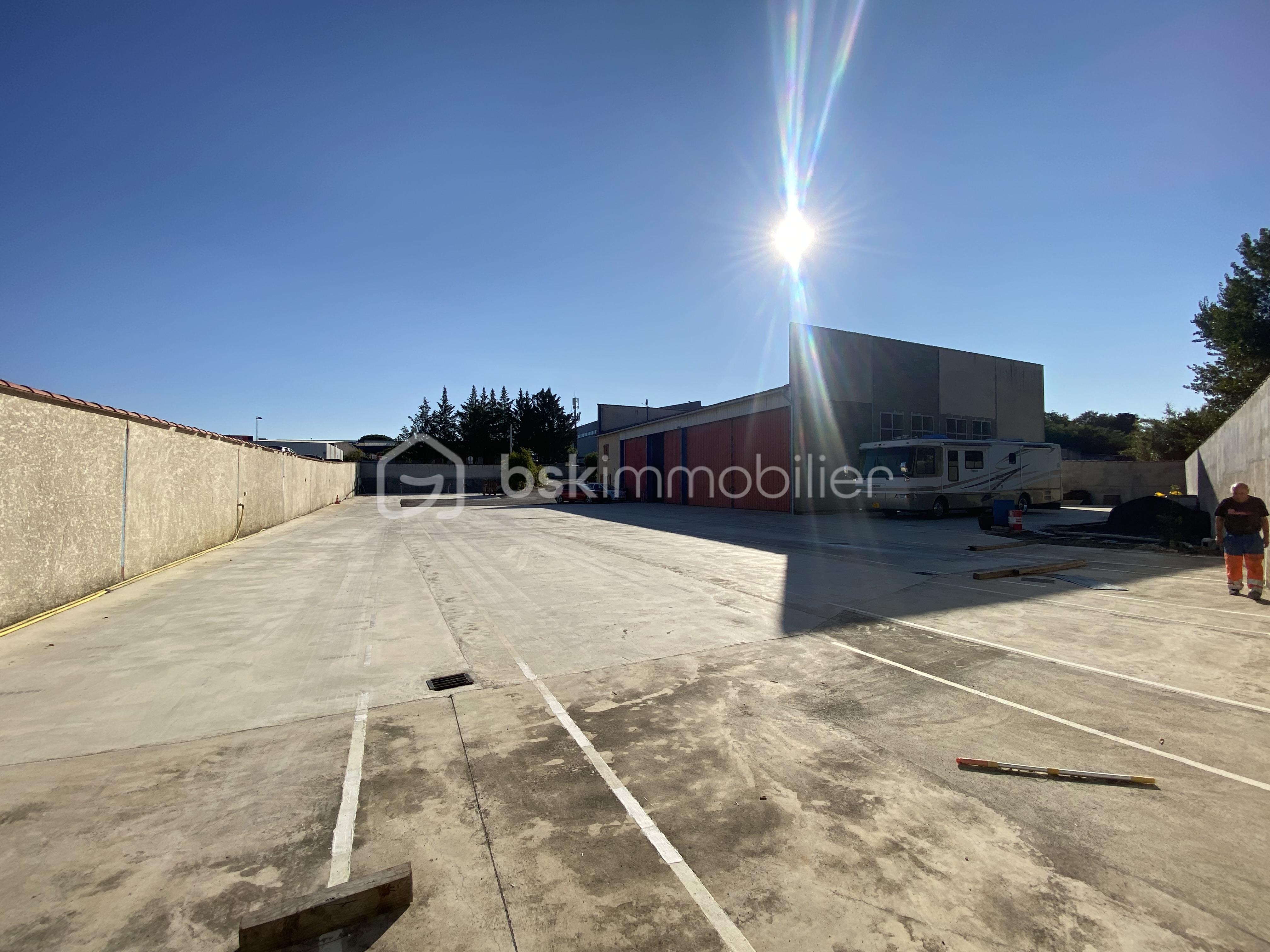 Local d activites de 158 m² - IMG_3084.jpeg