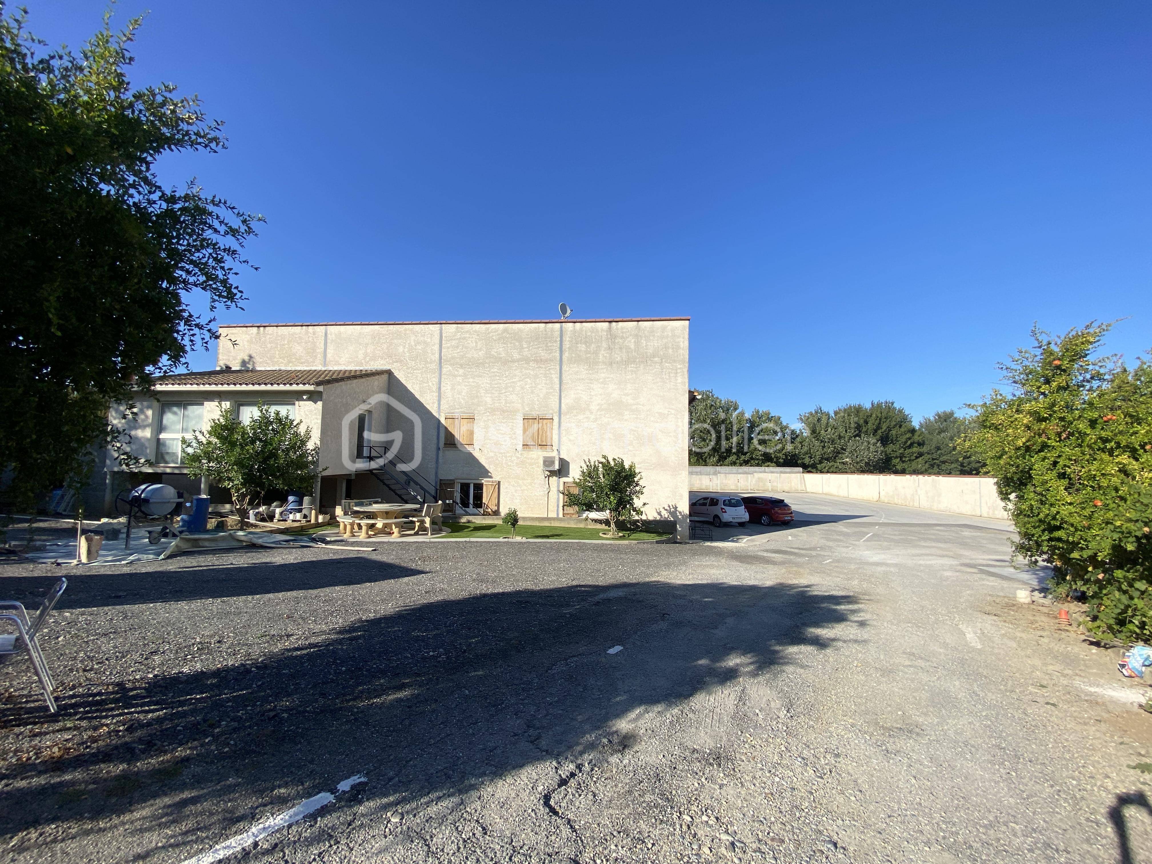 Local d activites de 158 m² - IMG_3087.jpeg