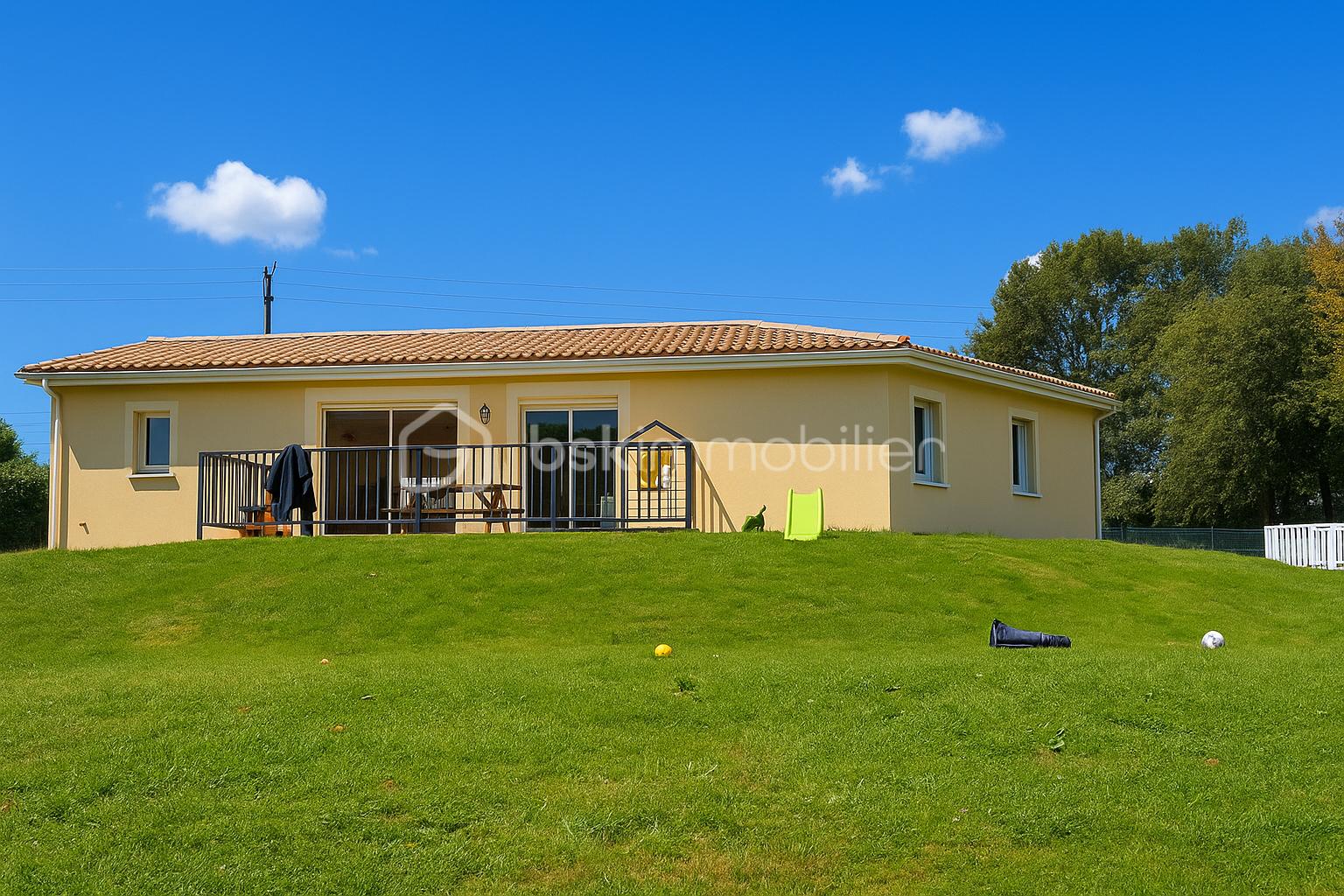 Maison contemporaine de 94 m² - 9F090306-D28D-4AE5-913C-172921EA1757.PNG