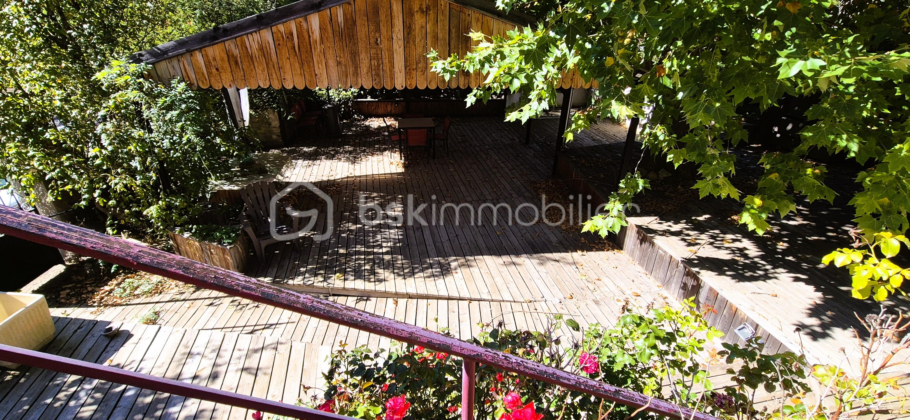 Immeuble de 240 m² - 20250929_113734.jpg