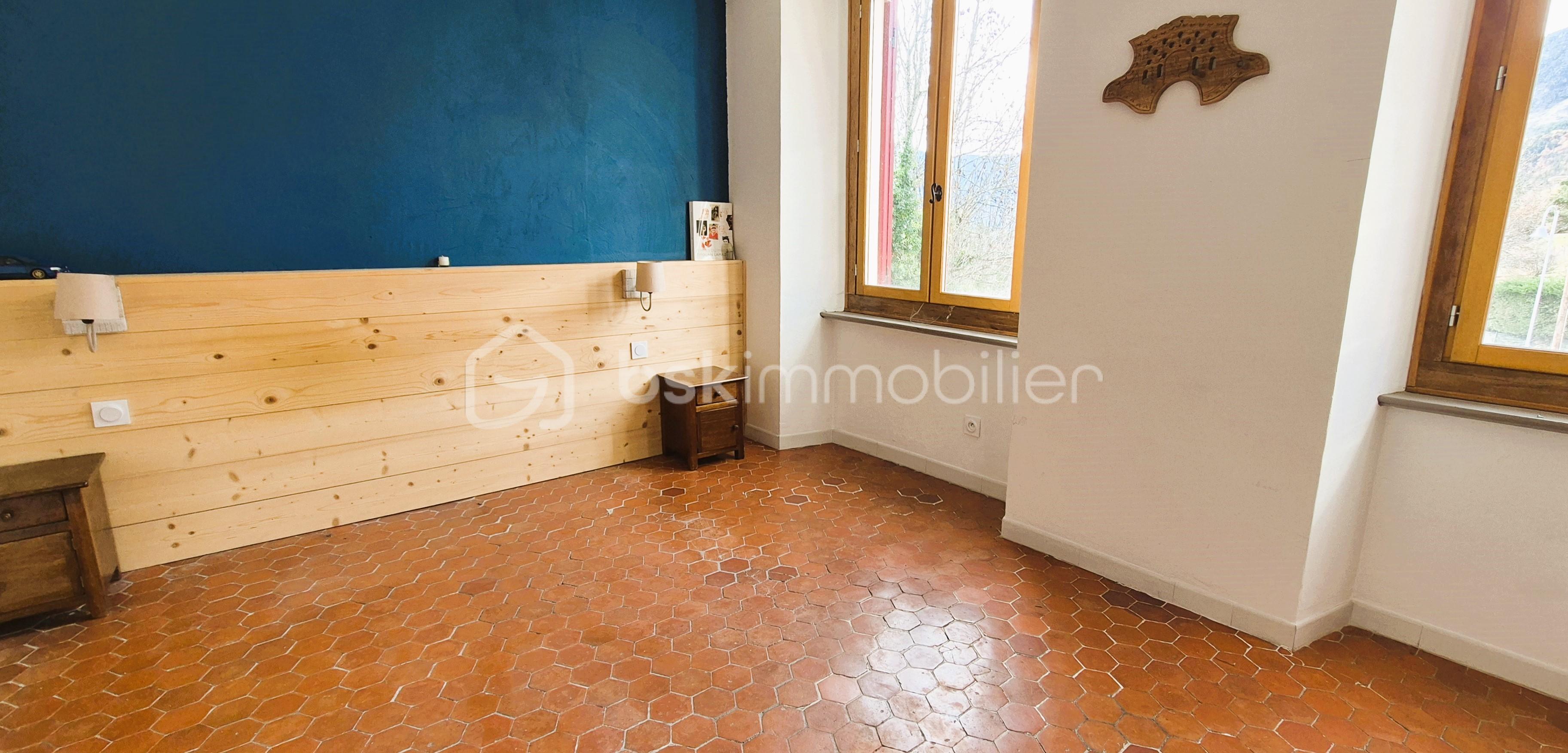 Immeuble de 240 m² - 20251110_105016.jpg