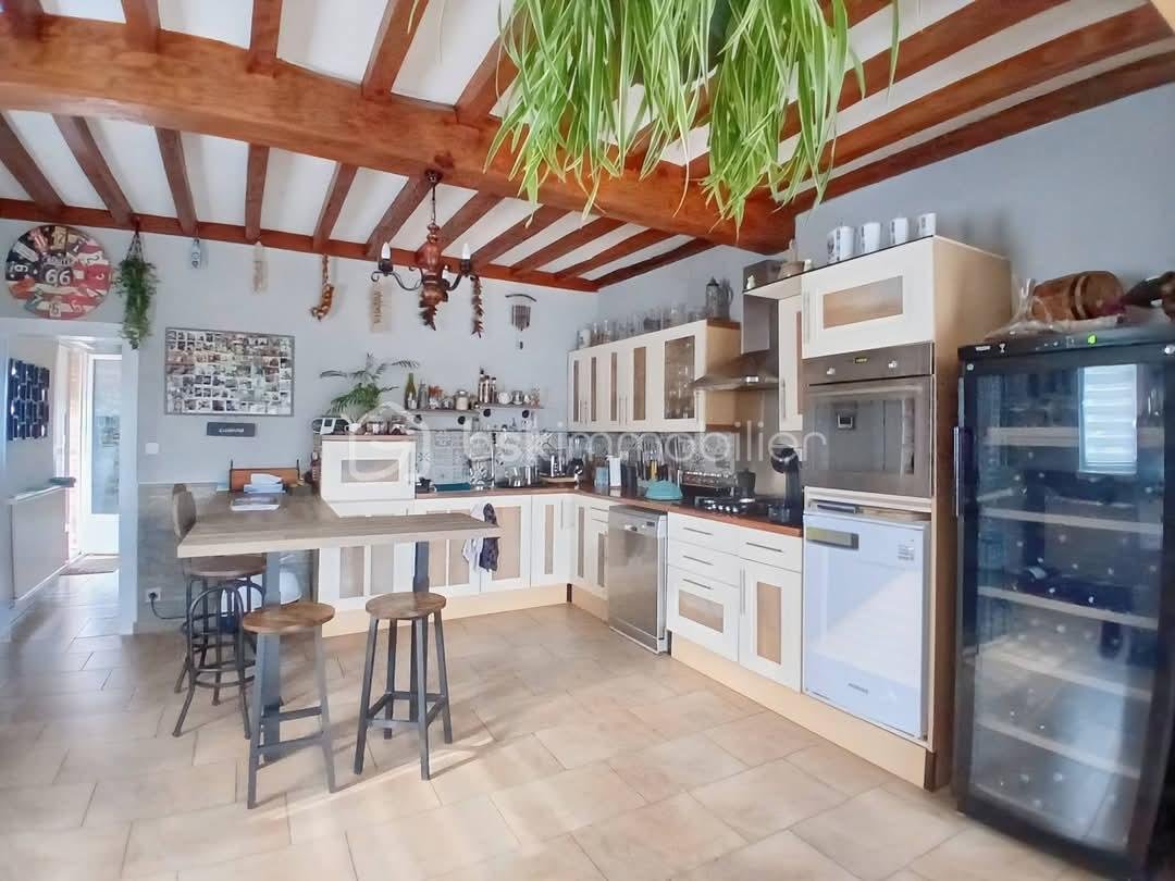 Maison longere de 130 m² - FB_IMG_1757234178683.jpg