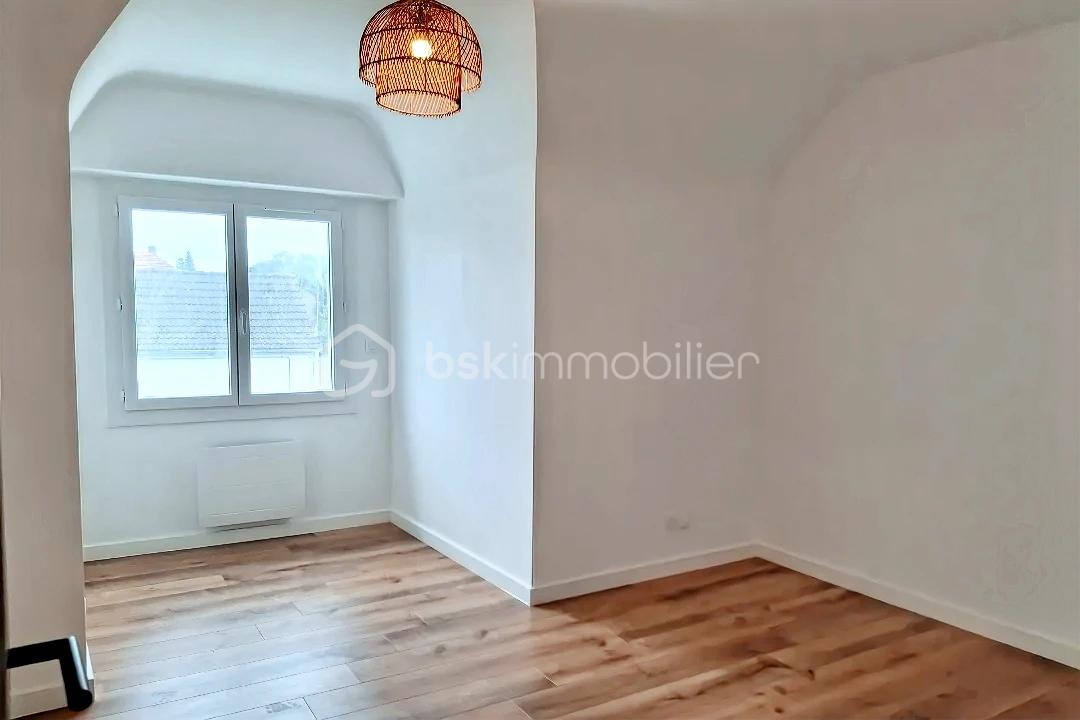 Maison traditionnelle de 125,65 m² - hoqi-photo(37).jpg