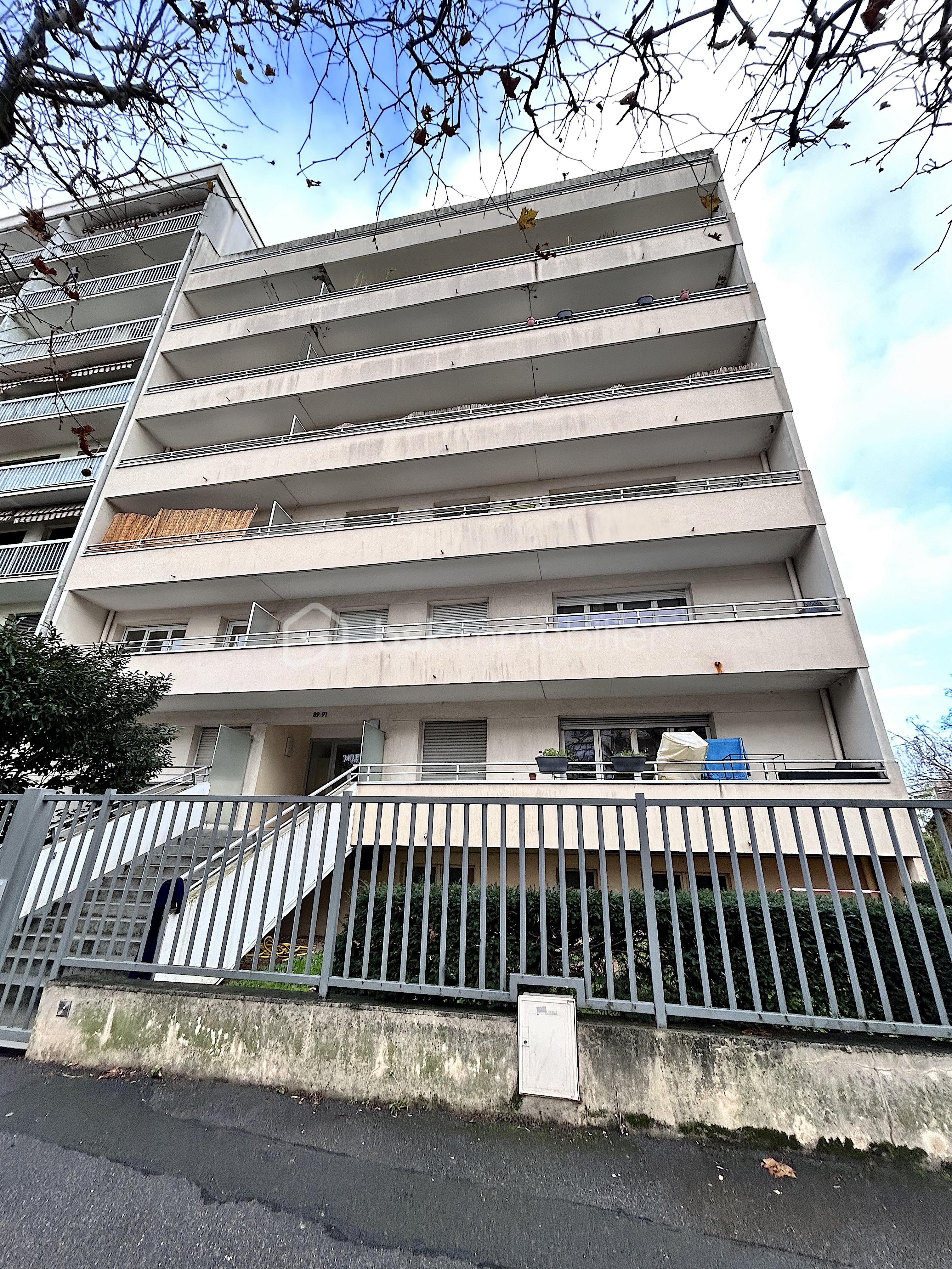 Appartement de 32,71 m² - immeuble.jpg