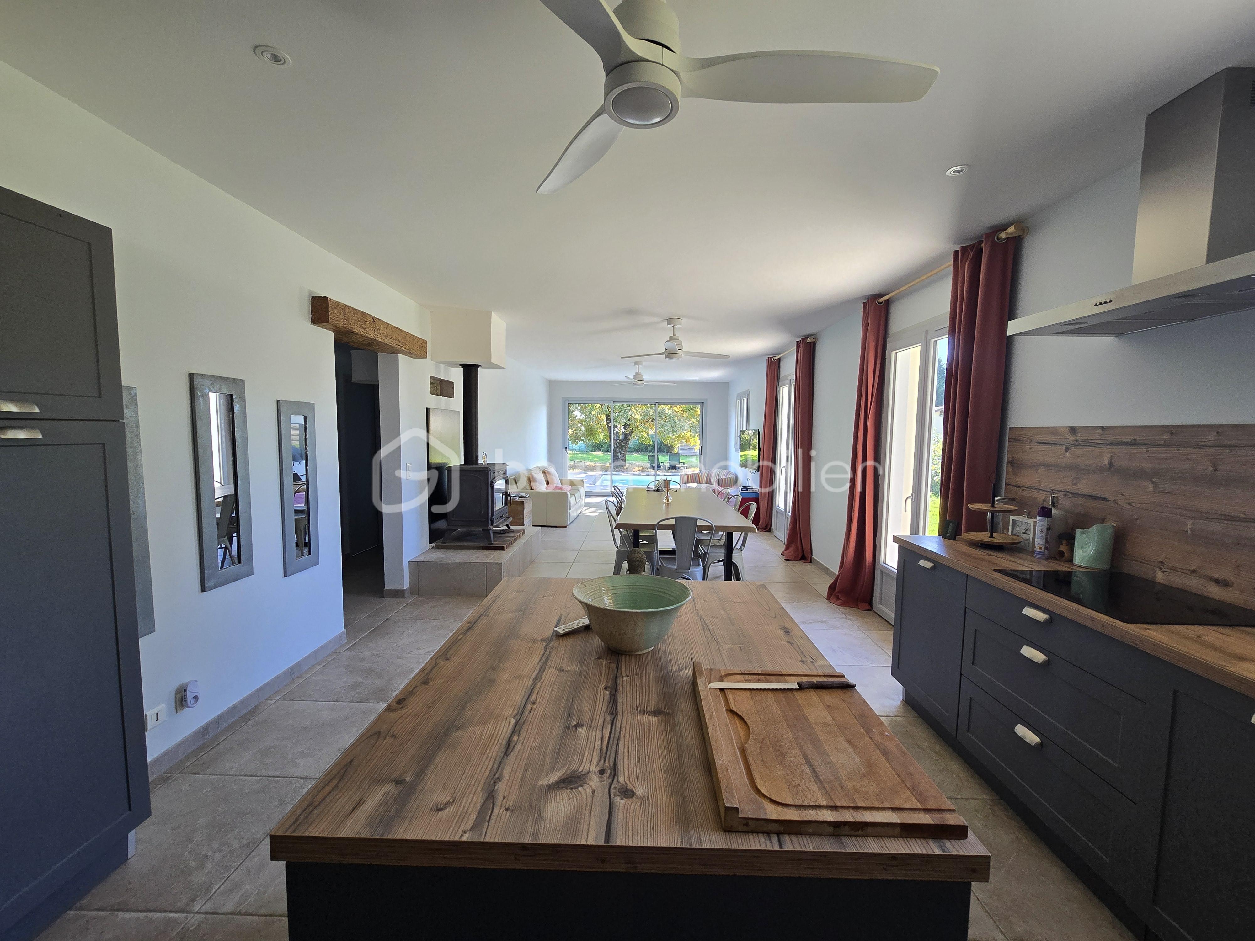 Maison de 140 m² - 20251015_151126.jpg