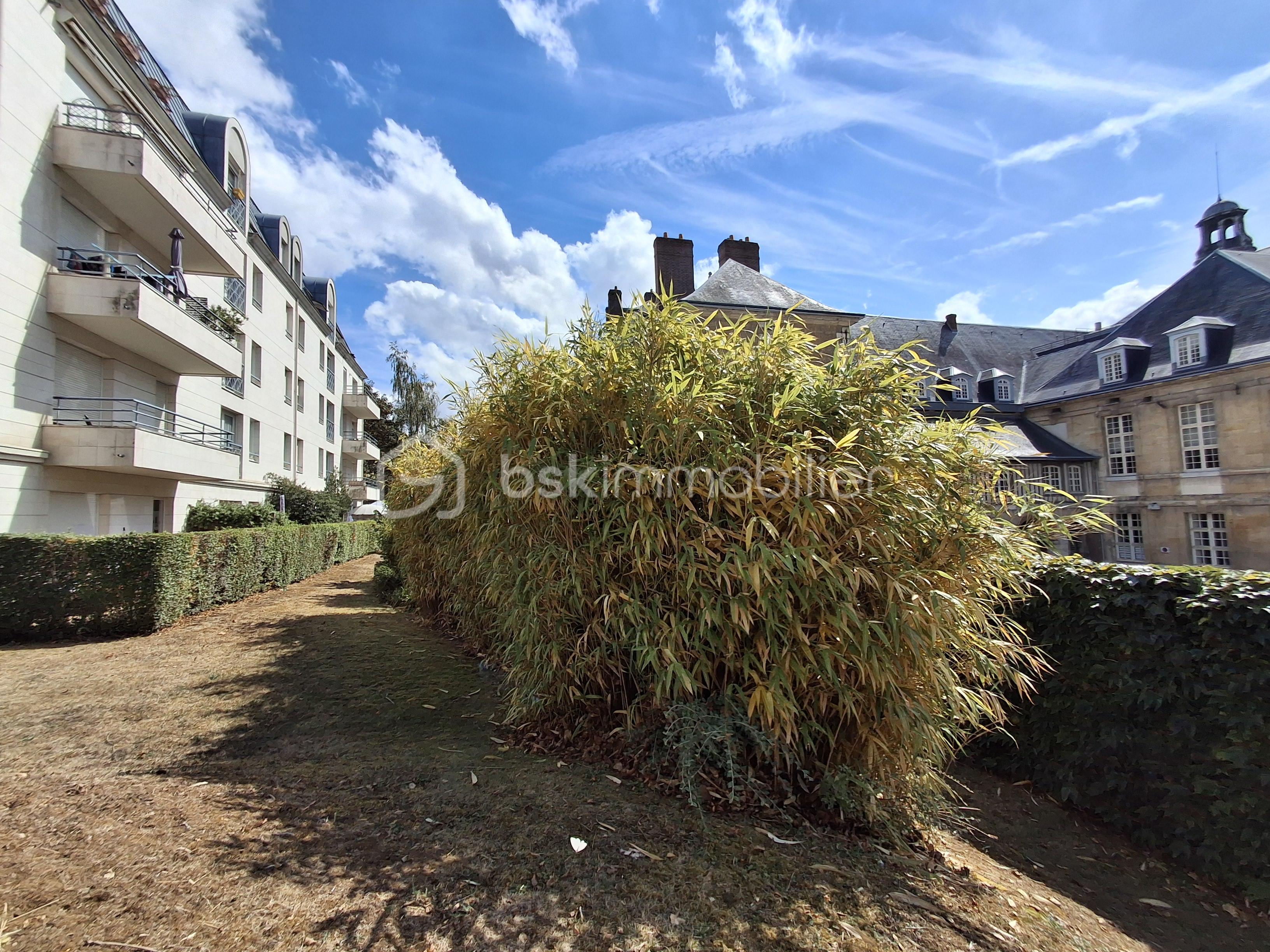 façade pignon Ouest paysage avec balcon.png