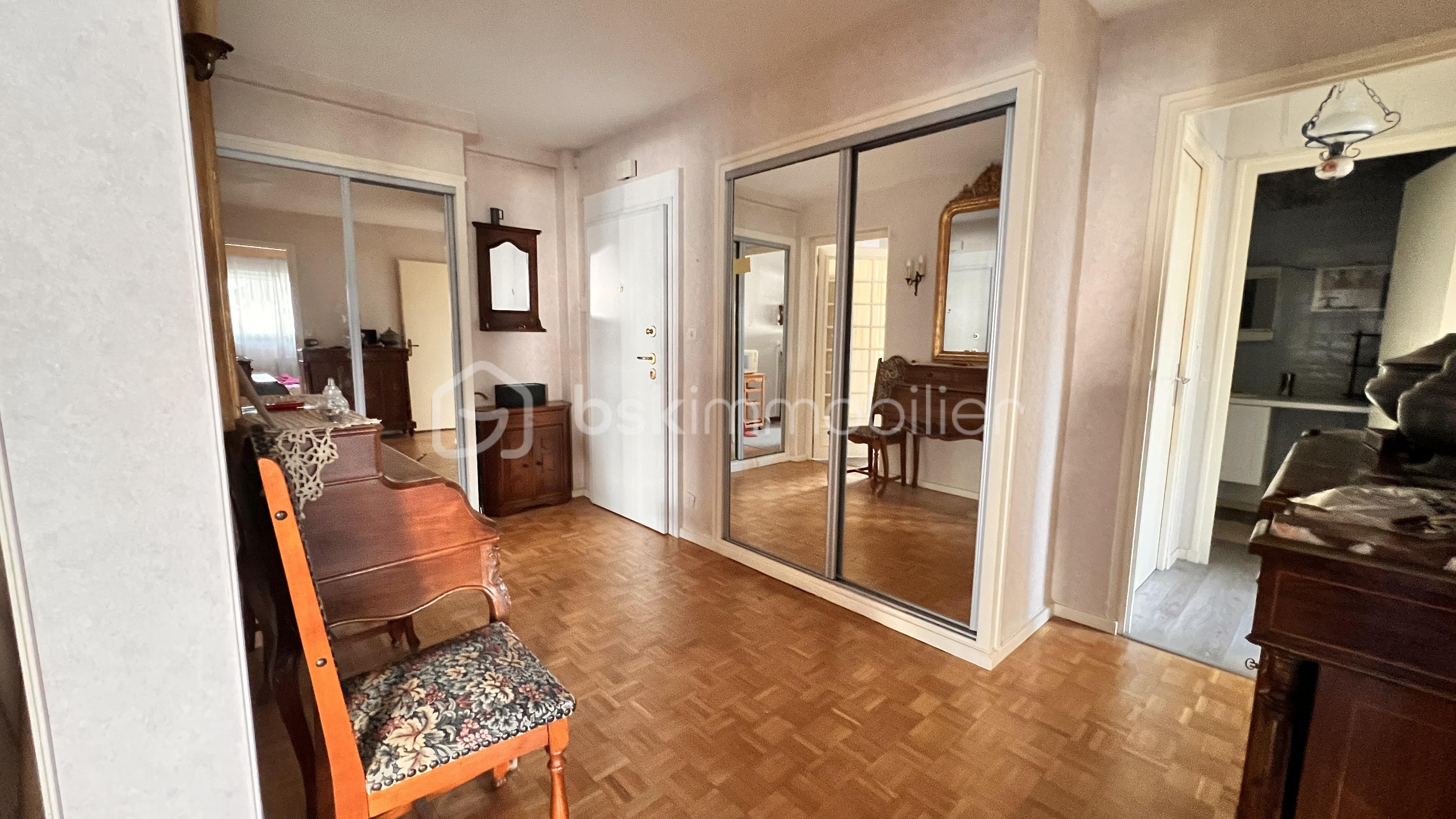 Appartement de 94 m² - entrée.jpg