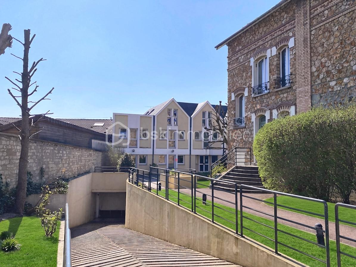 photo-8e8c7fc3-3830-45d9-b3d4-6b9d924d6c66-enhanced copie.jpg