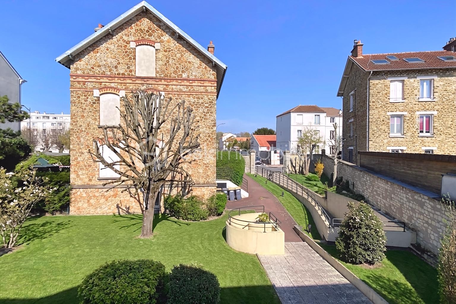 photo-0756cd5f-eee7-443e-a299-ce46006f204c-enhanced copie.jpg