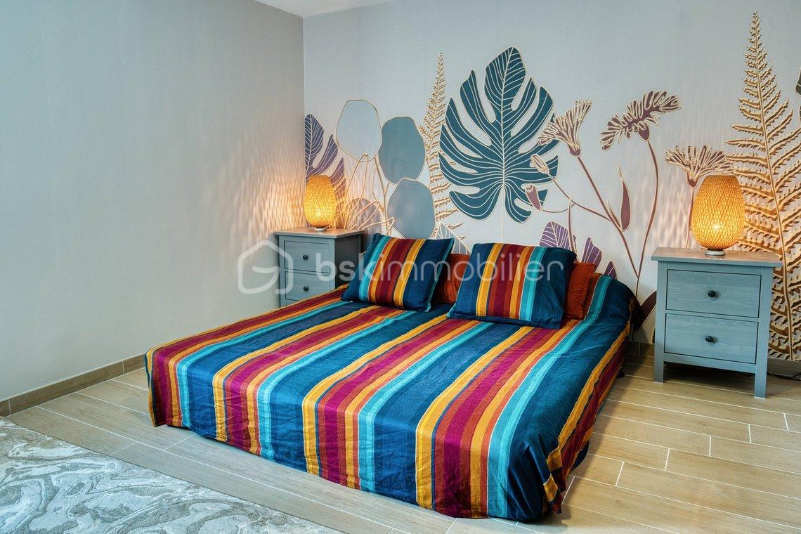 Maison d architecte de 168 m² - E5nw87CQsE_LiYiVq0M6s5bMxNhD6uOAvhlEkNbUTK0eJxFPc.jpeg