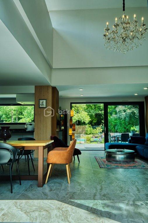 Maison d architecte de 168 m² - EvAPnQxZGASPKoZCRHtM4IqHuXjmOh1-K9BGahkB8hseJxFPc.jpeg