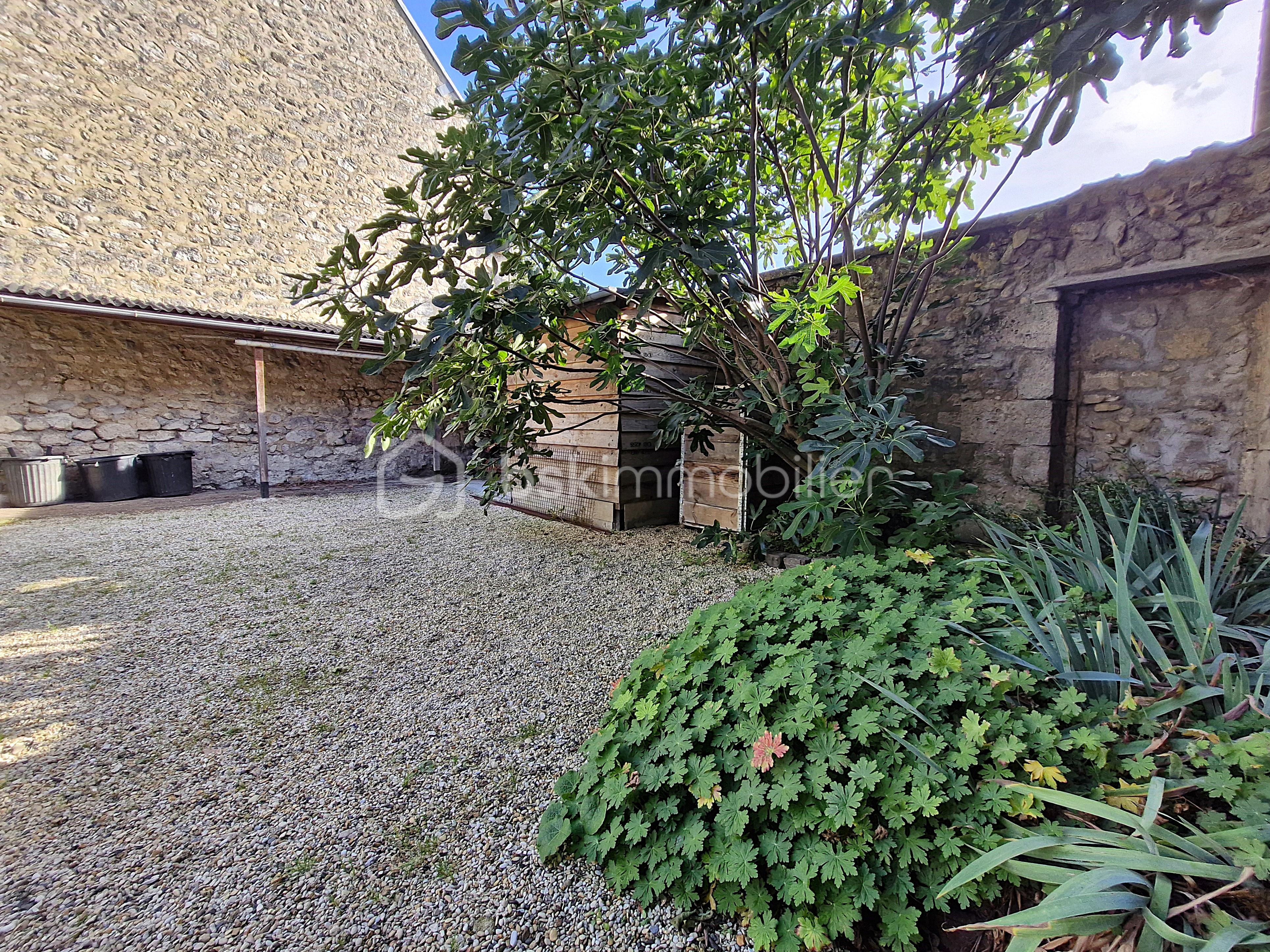 Maison de village de 123 m² - arriere.jpg