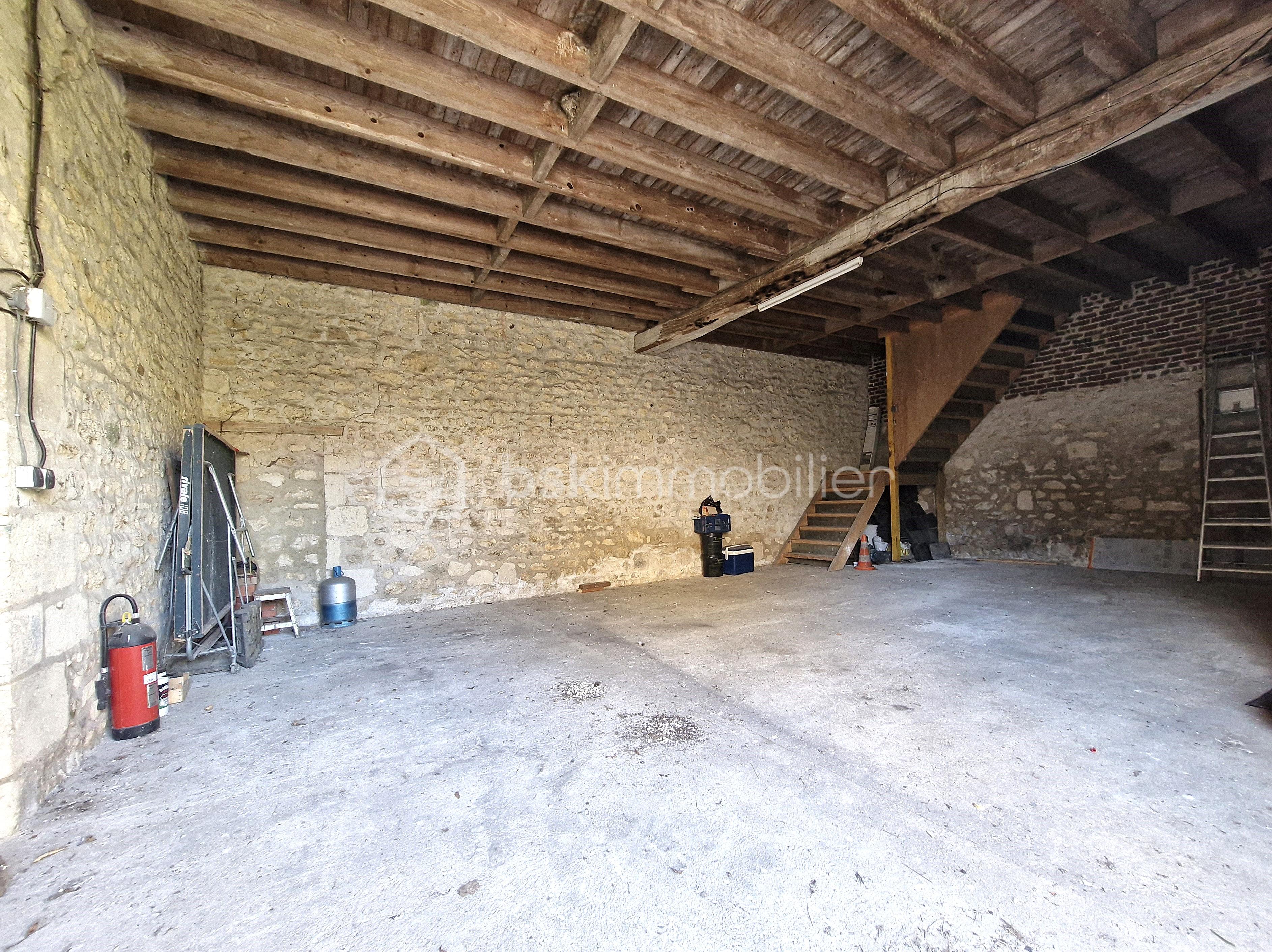 Maison de village de 123 m² - grange.jpg