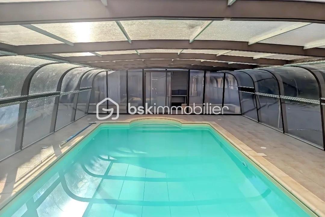 Demeure de 283 m² - IMG-20250625-WA0002.jpg
