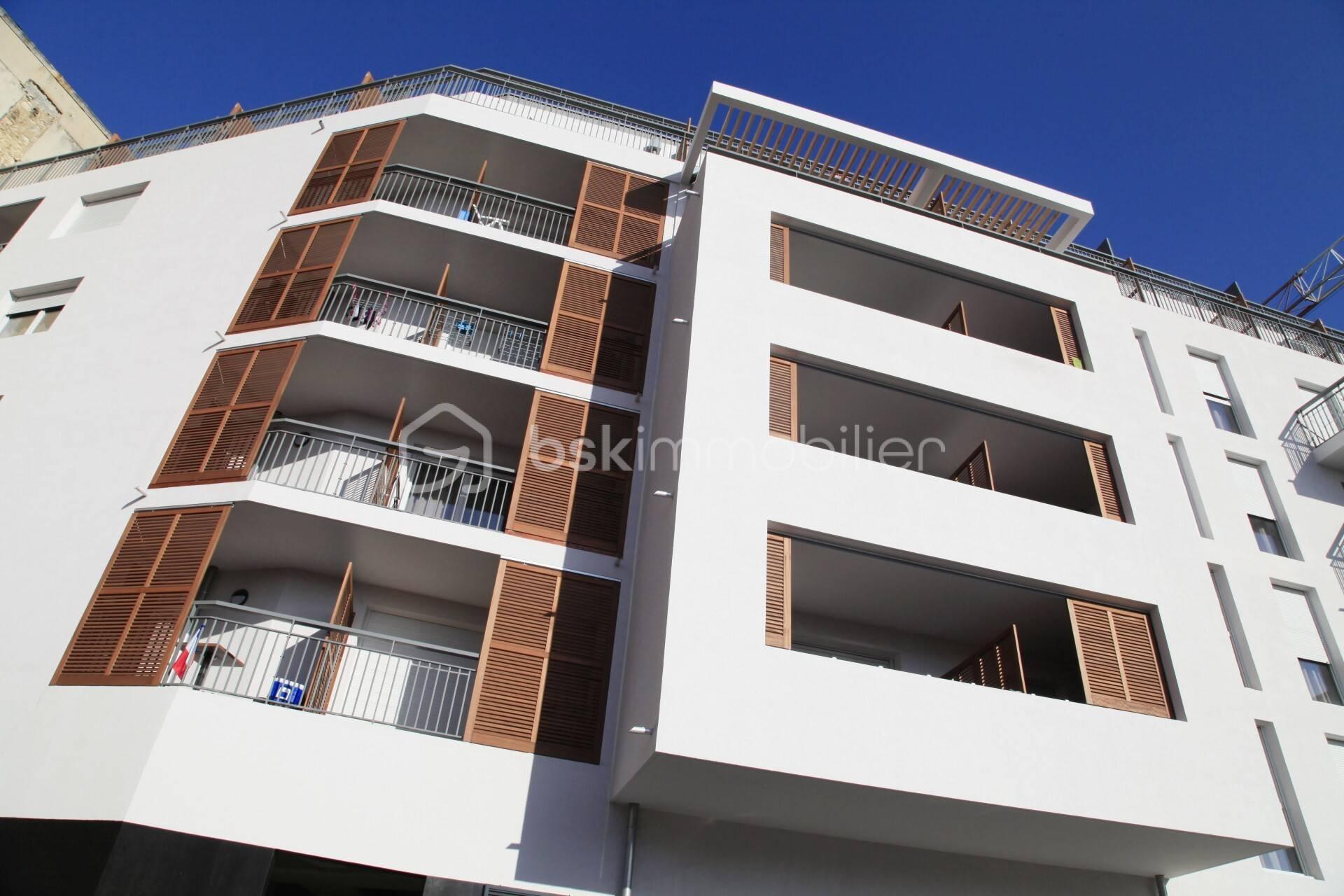 Appartement de 21,17 m² - facade-arrière-min.JPG