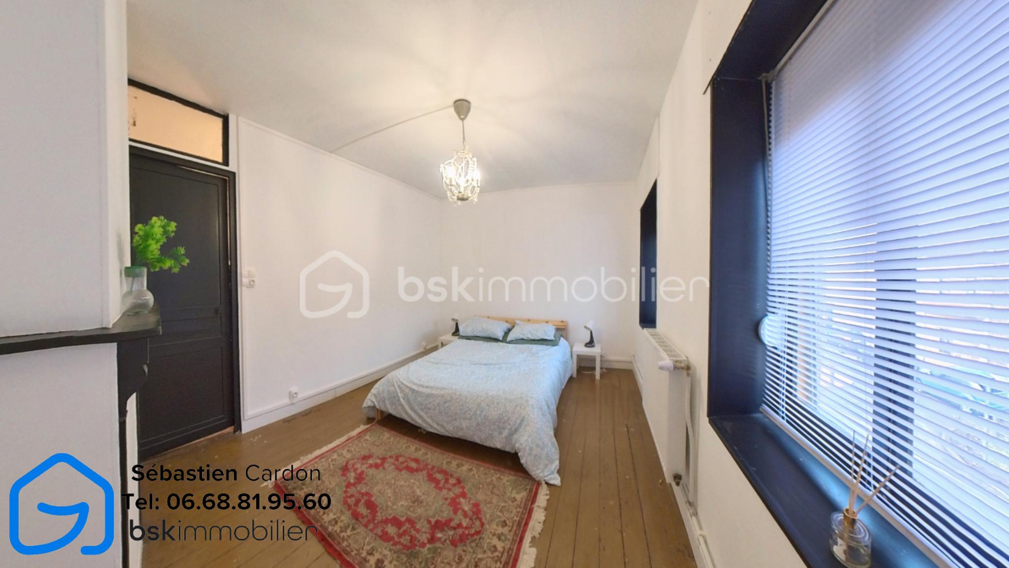 Corps de ferme de 213 m² - Home (30).png