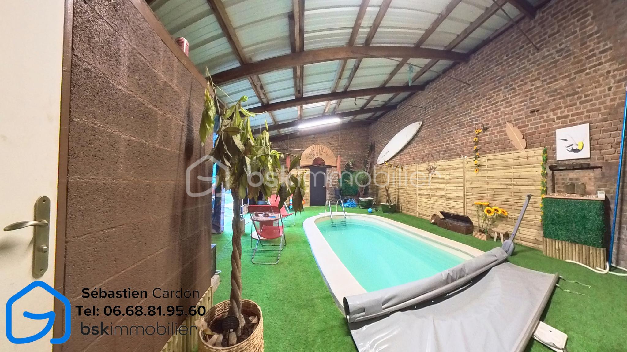 Corps de ferme de 213 m² - Home (16).png