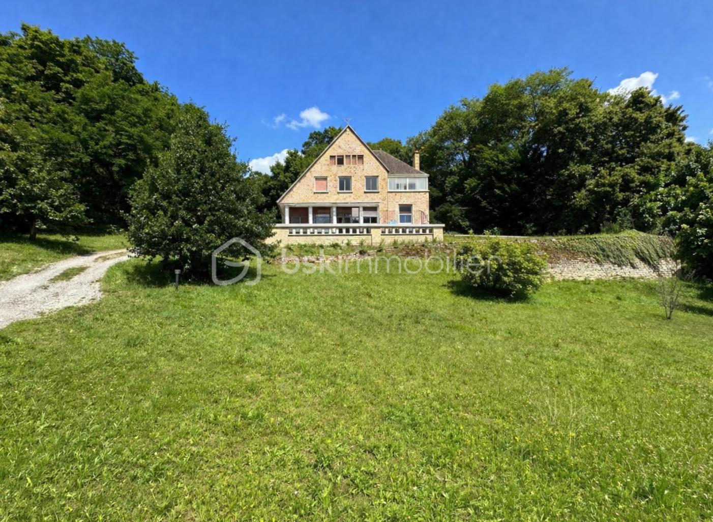 Maison en pierre au milieu de la nature - Copie.jpg