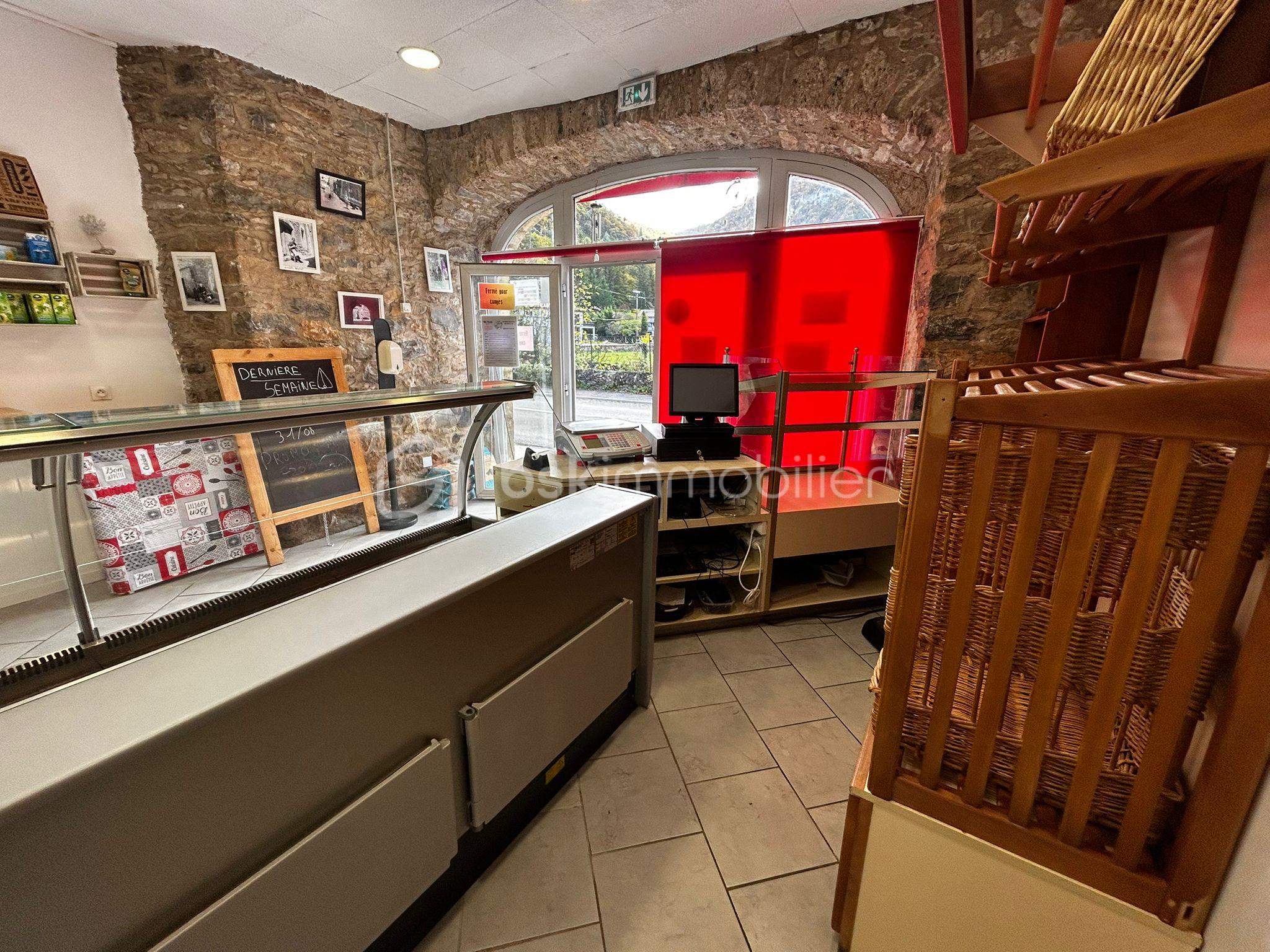 Fonds de commerce - WhatsApp Image 2025-11-03 à 16.17.24_b84151e8.jpg
