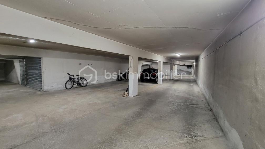 Parking de 12 m²