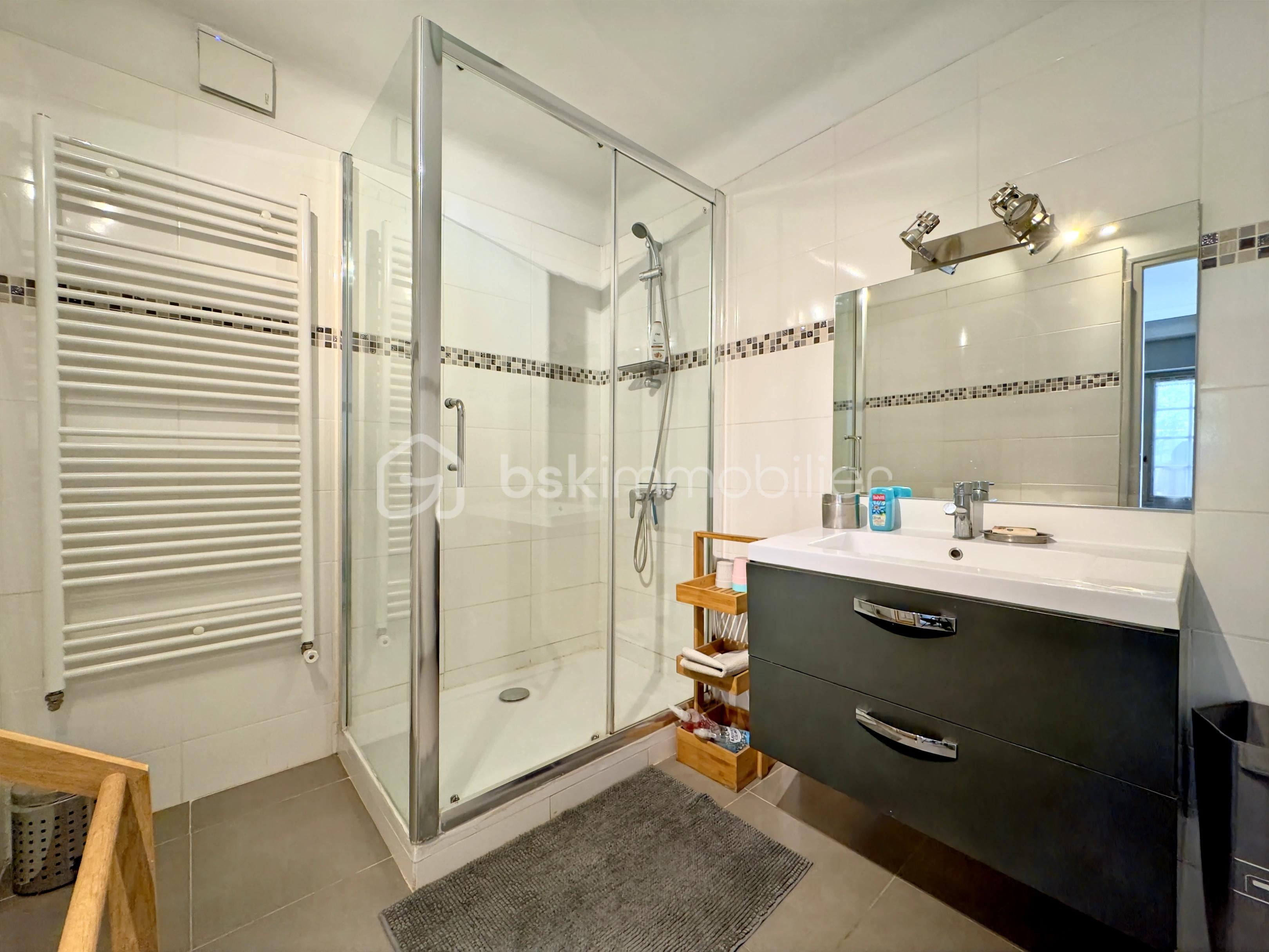 Maison de ville de 258,13 m² - e260a9d9-792c-4b99-b7a9-508b47a51ad0.jpg