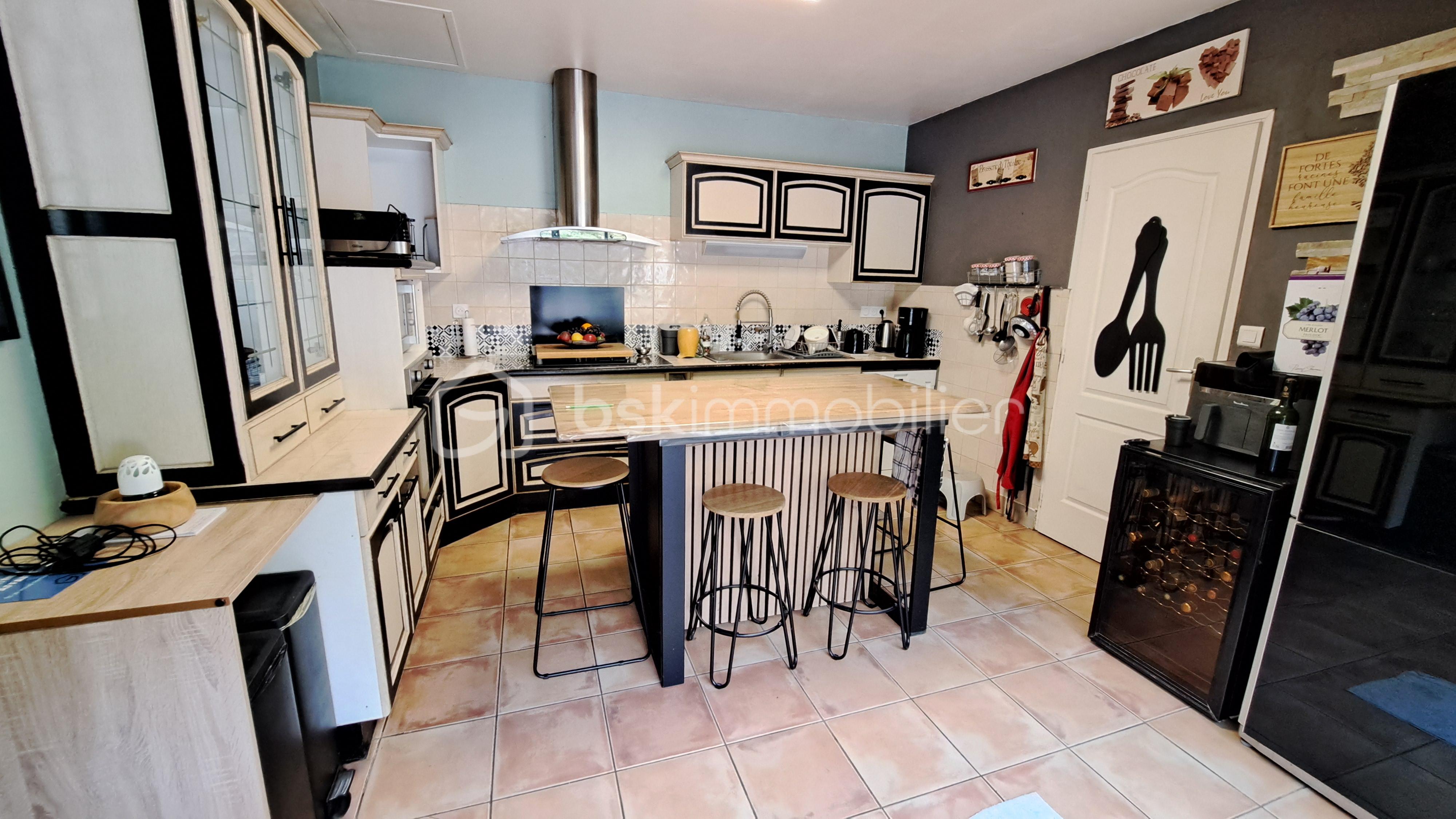 Maison traditionnelle de 181 m² - 20251027_162927.jpg