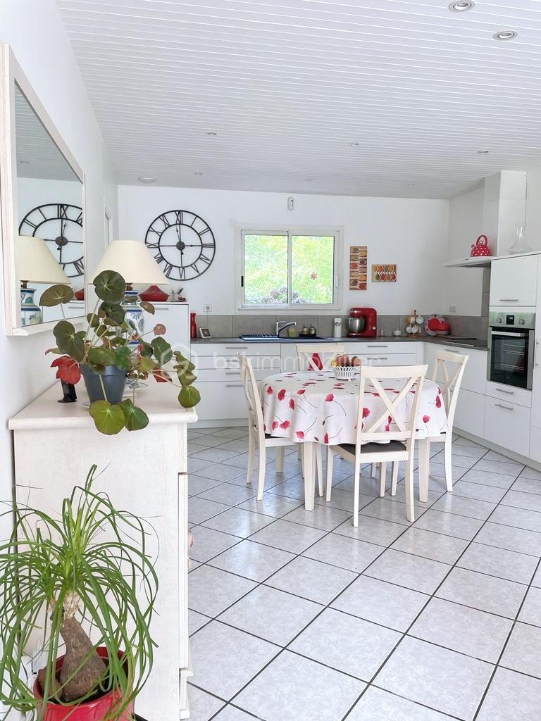 Maison traditionnelle de 96 m² - 1693638693663.jpg