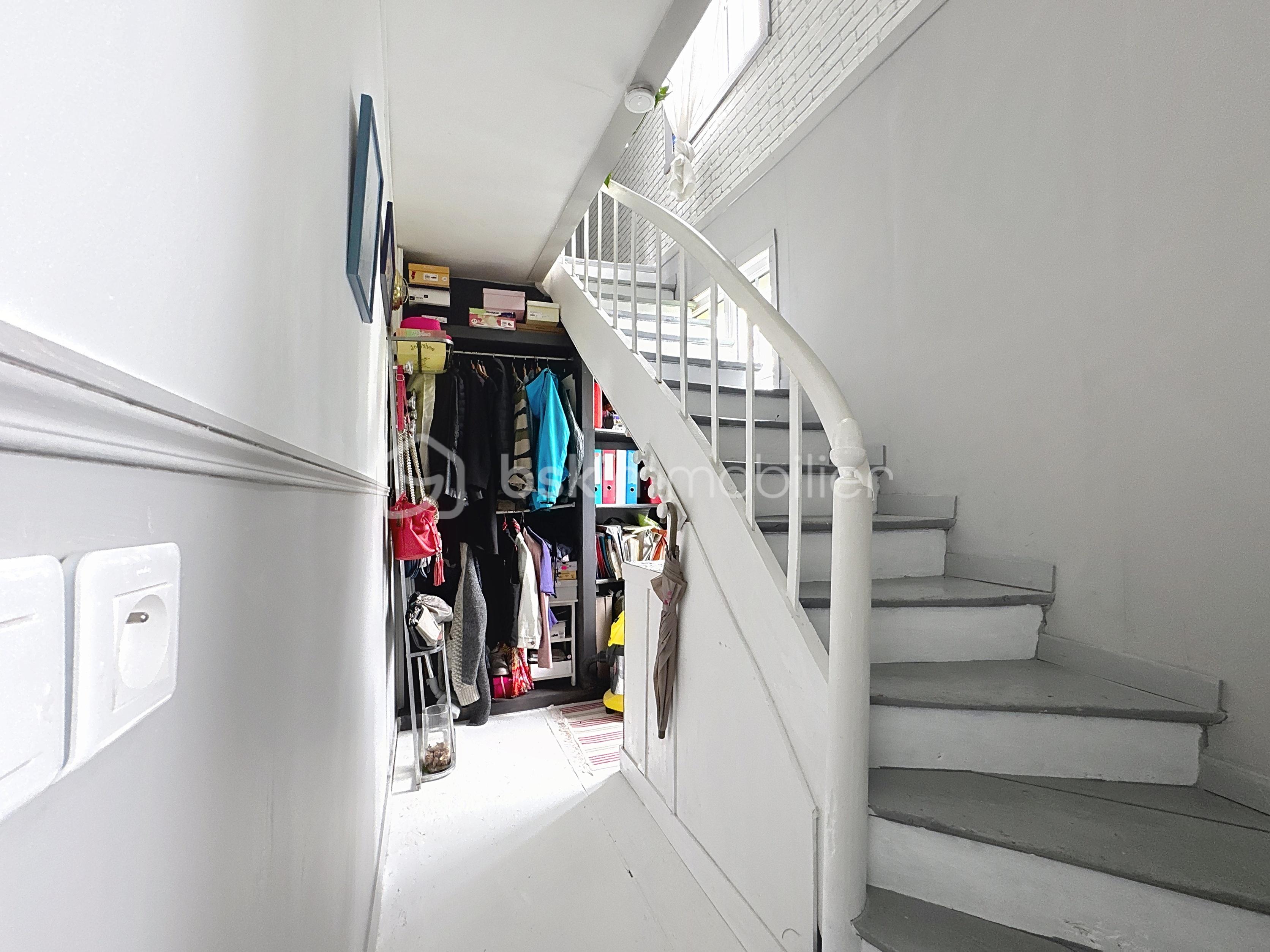 Maison de 104 m² - Pièce escalier.jpg