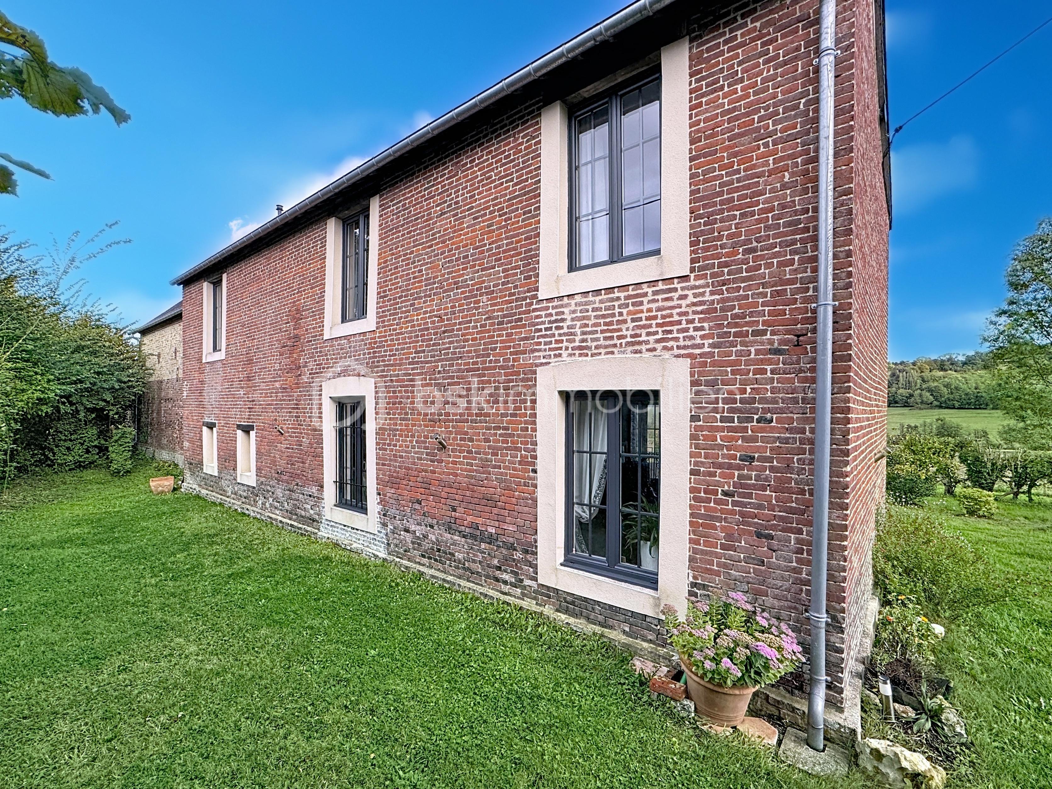 Maison de 104 m² - Maison arrière.jpeg
