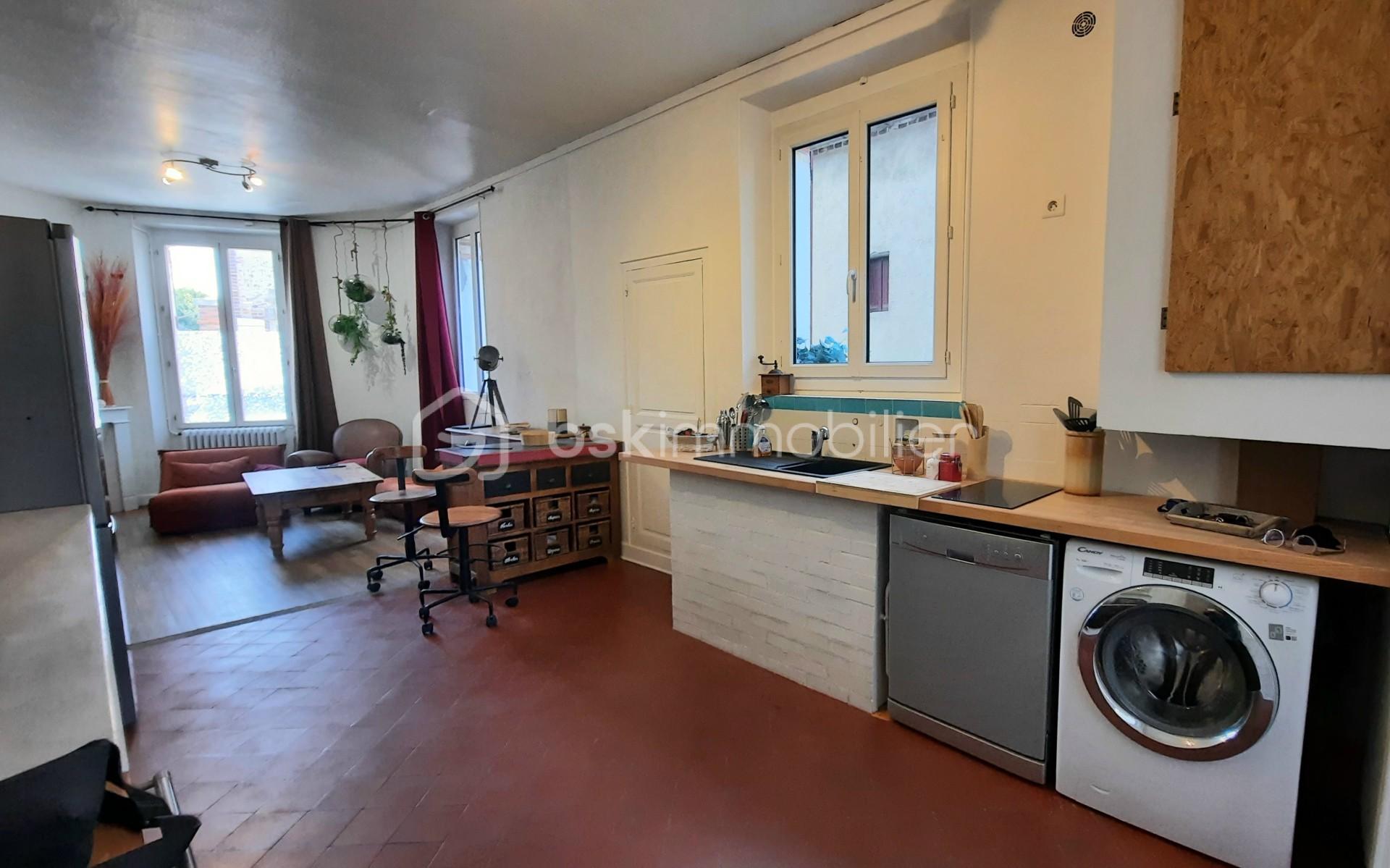 Maison de village de 64 m² - thumbnail_20251001_152025.jpg