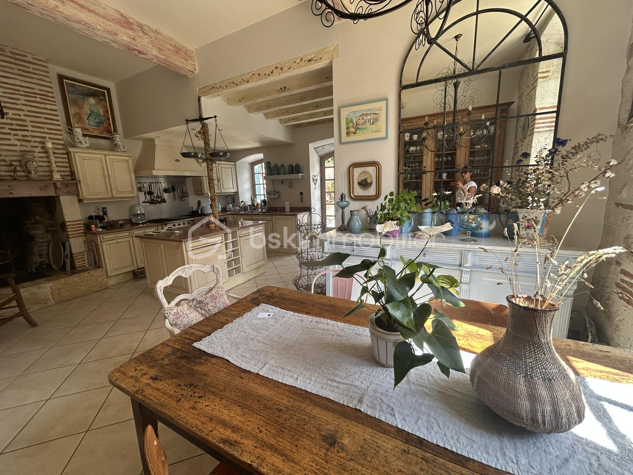 Maison de 597 m² - 7311FB74-96FA-44B0-9702-112E5245A657_1_102_o.jpeg