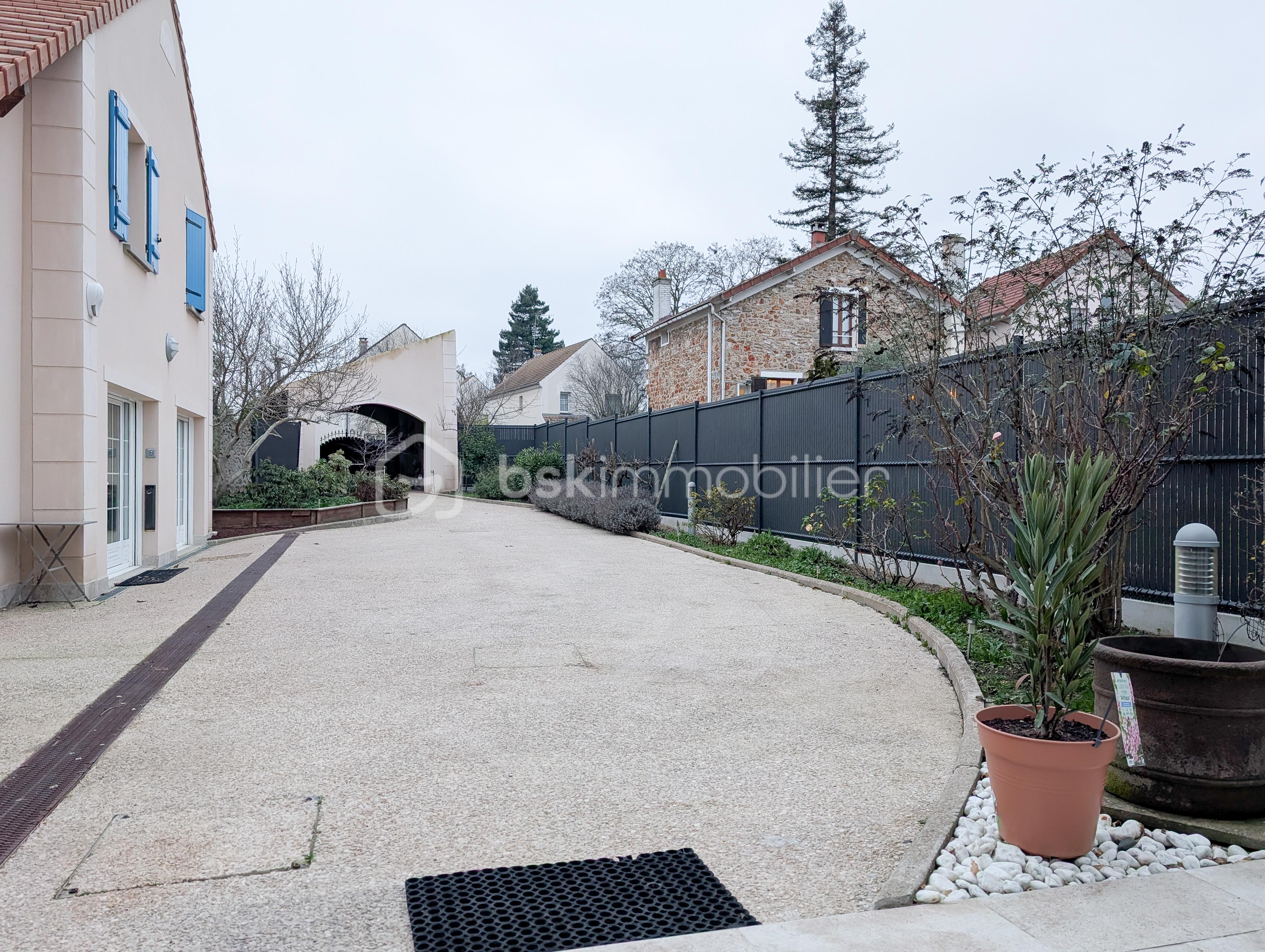 Demeure de 268,49 m² - riondet-ballain_00001 (2).jpeg