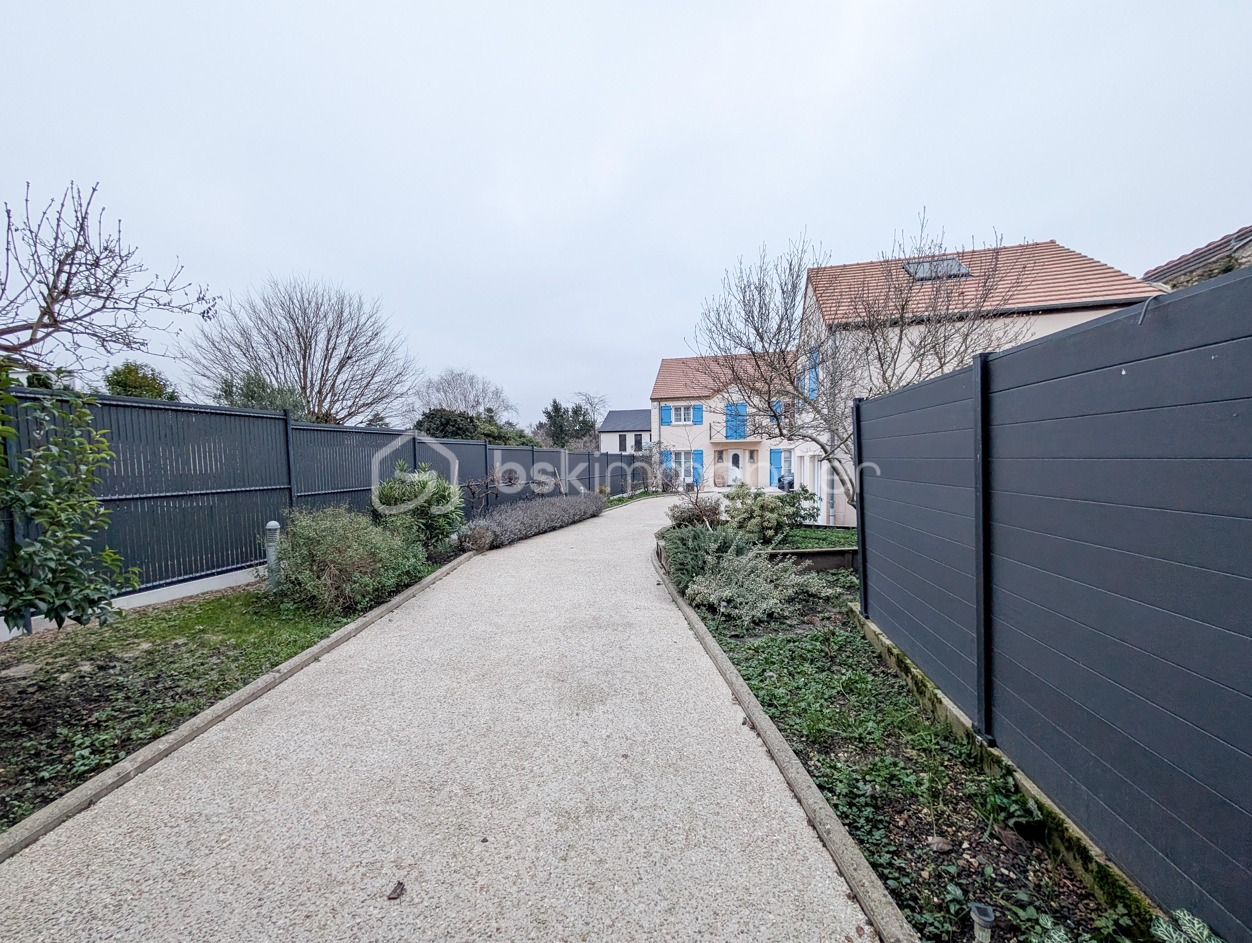 riondet-ballain_00001 (1).jpeg