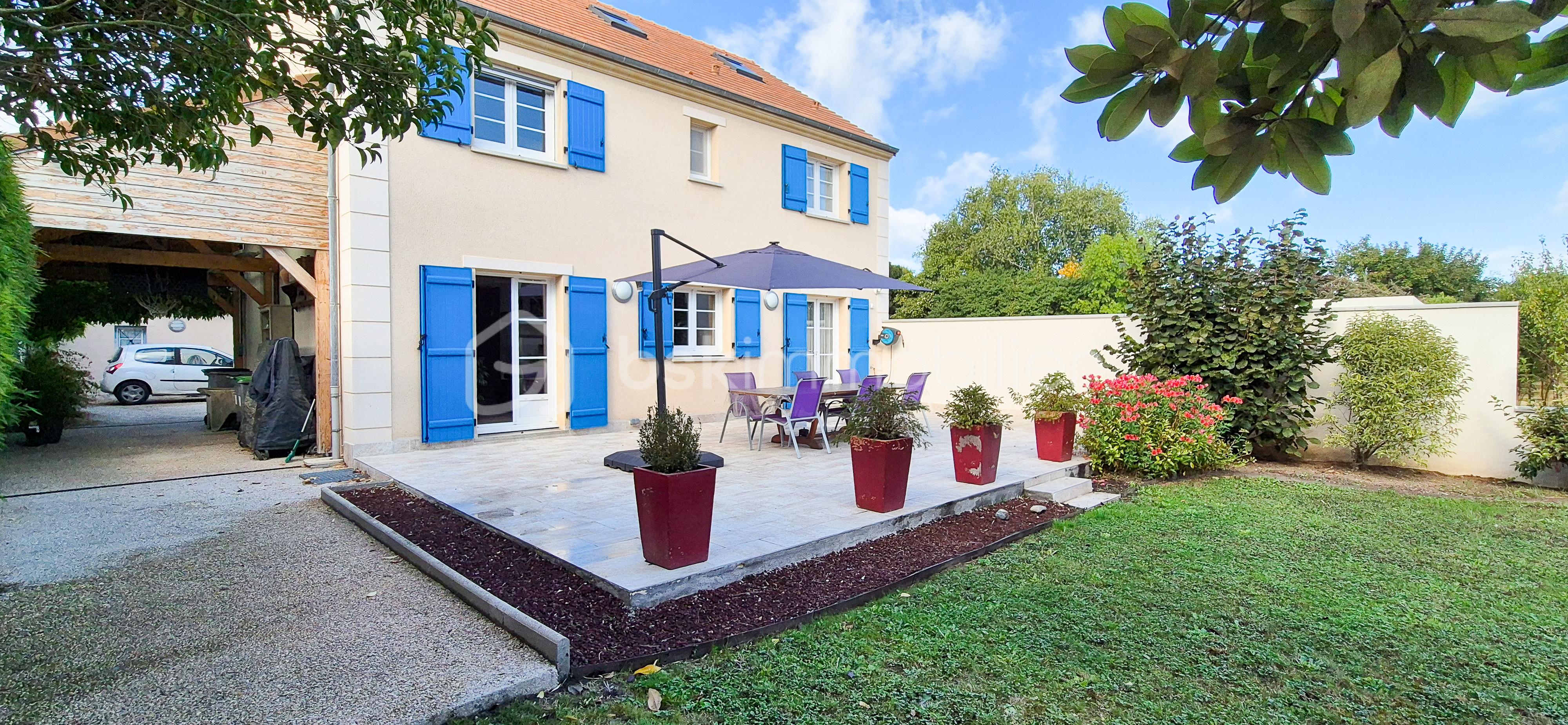 Demeure de 268,49 m² - LIGHTR-114.jpg