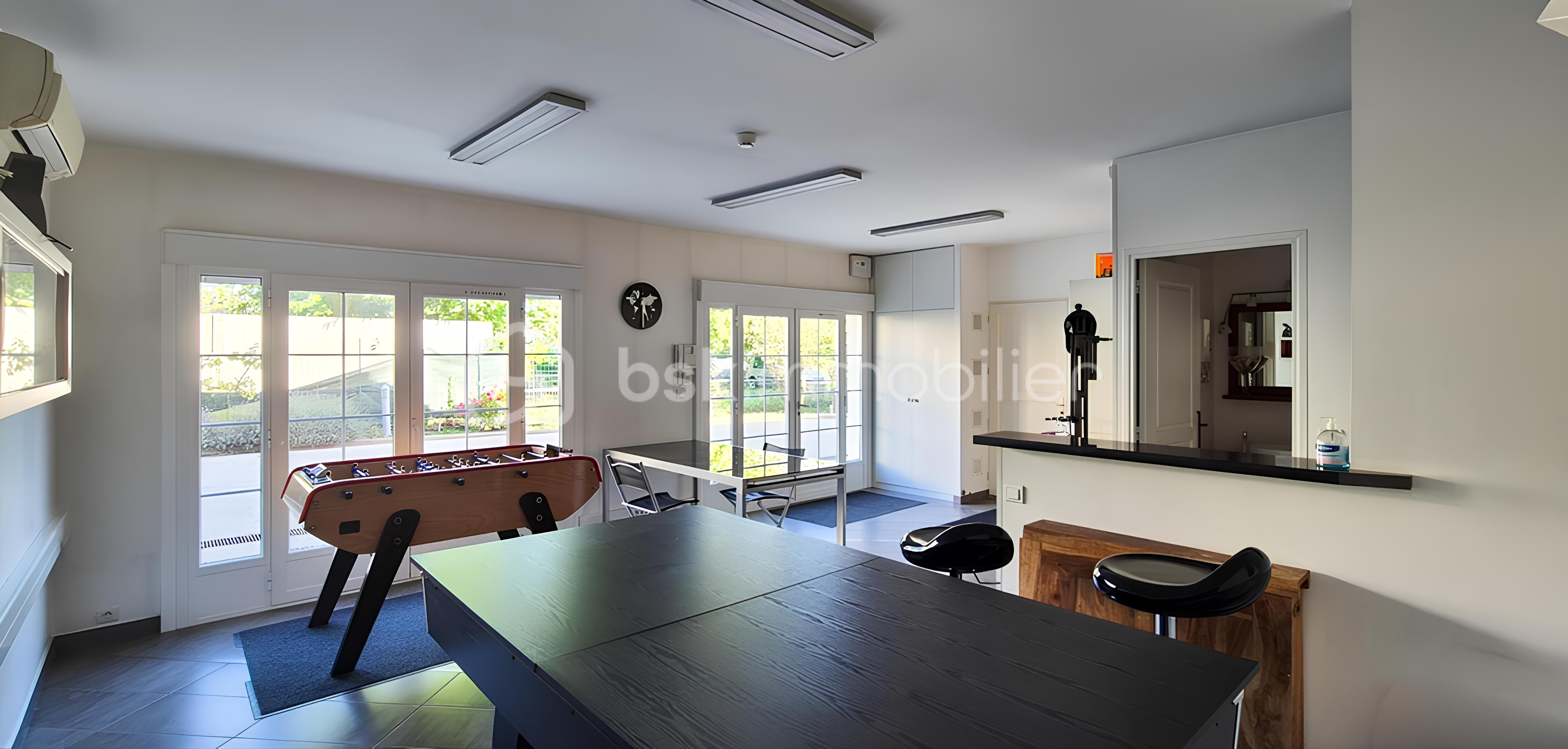 Demeure de 268,49 m² - b25f5444be3514c-1 (1).jpg