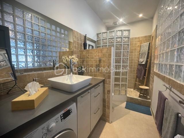 Appartement de 60 m² - thumbnail_IMG_8967.jpg