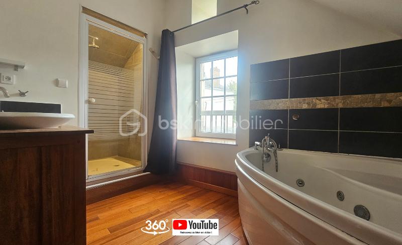 Maison en pierre de 230 m² - 2.png