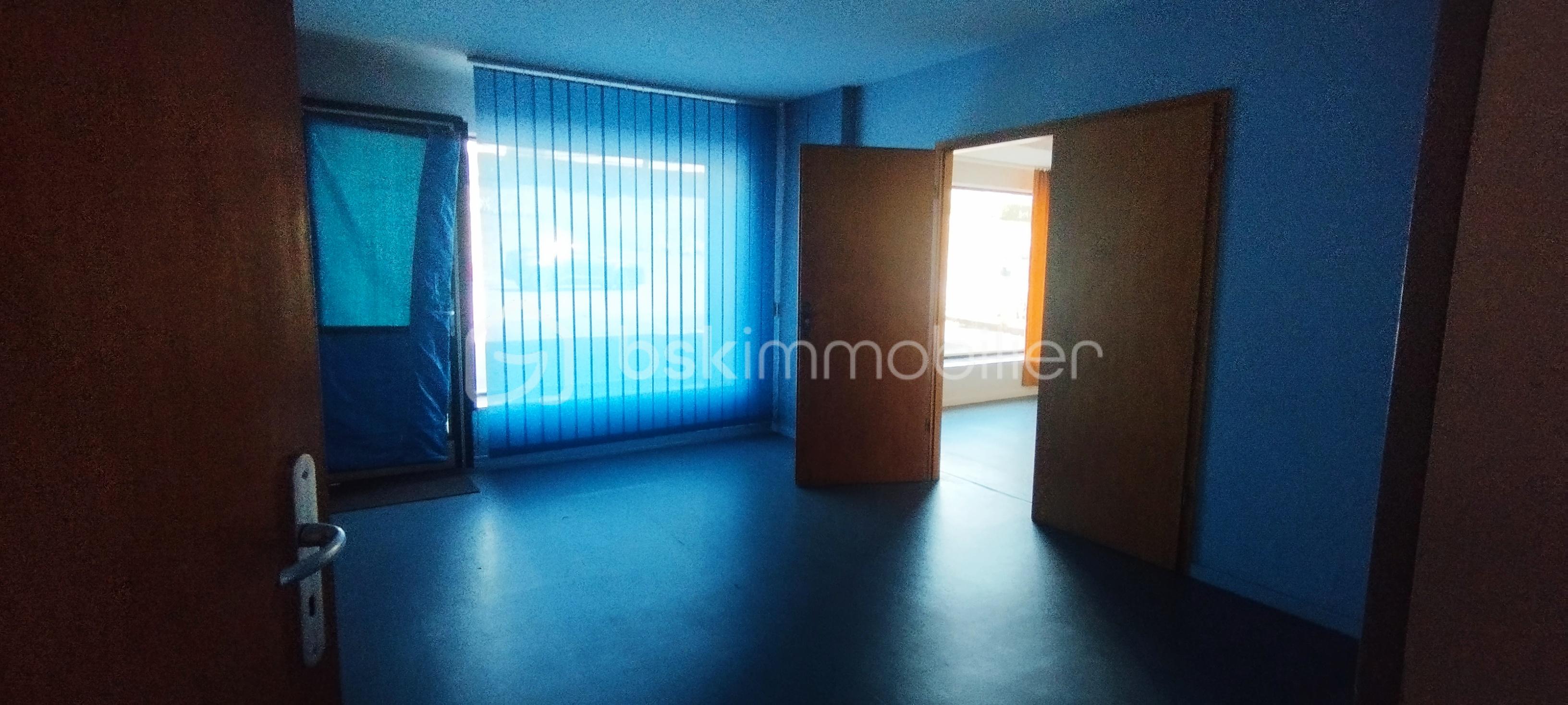 Immeuble mixte de 242 m² - 1746429462703.jpg