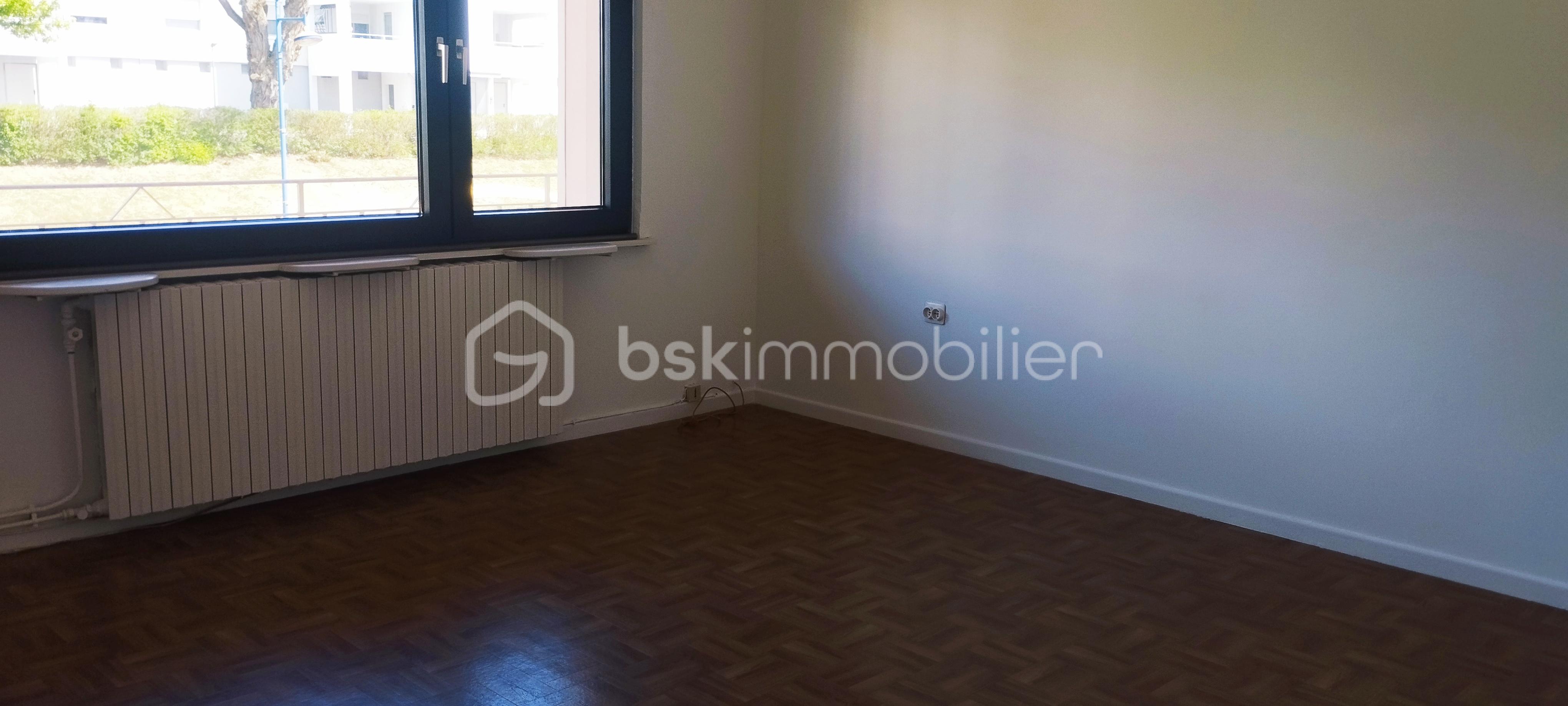 Immeuble mixte de 242 m² - 1746429987231.jpg