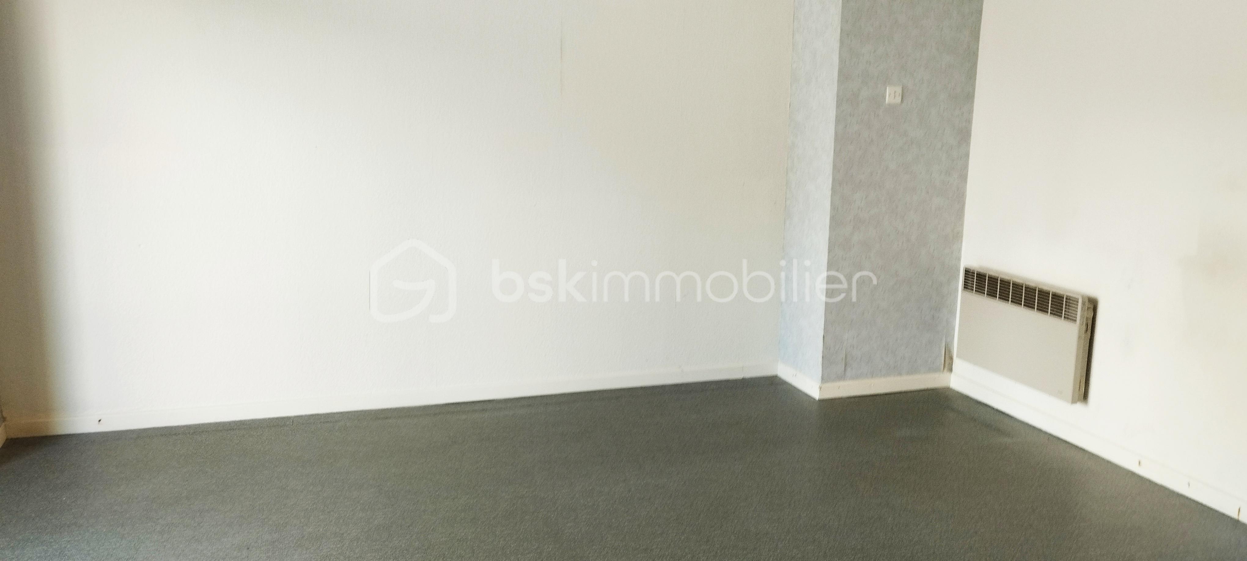 Immeuble mixte de 242 m² - 1746429403843.jpg