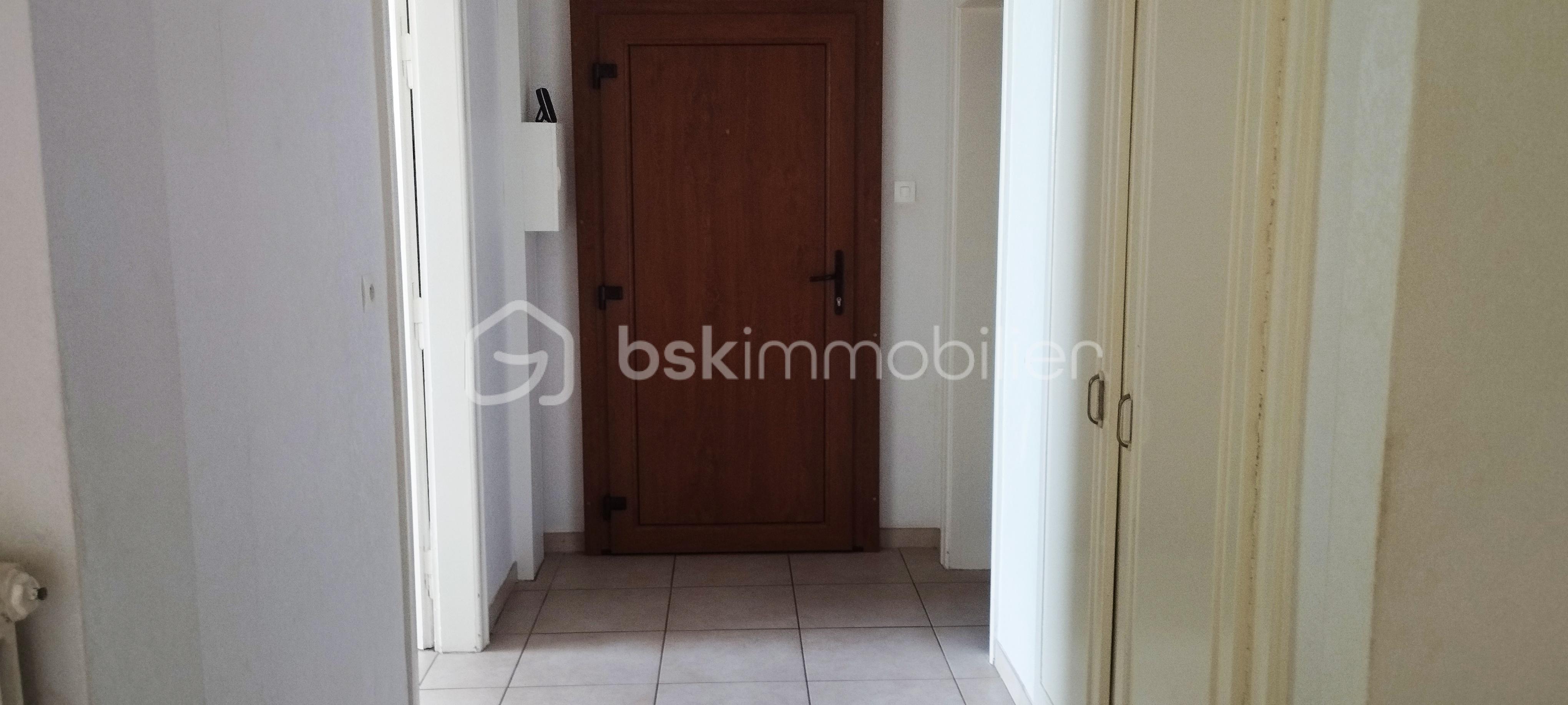 Immeuble mixte de 242 m² - 1746429501599.jpg