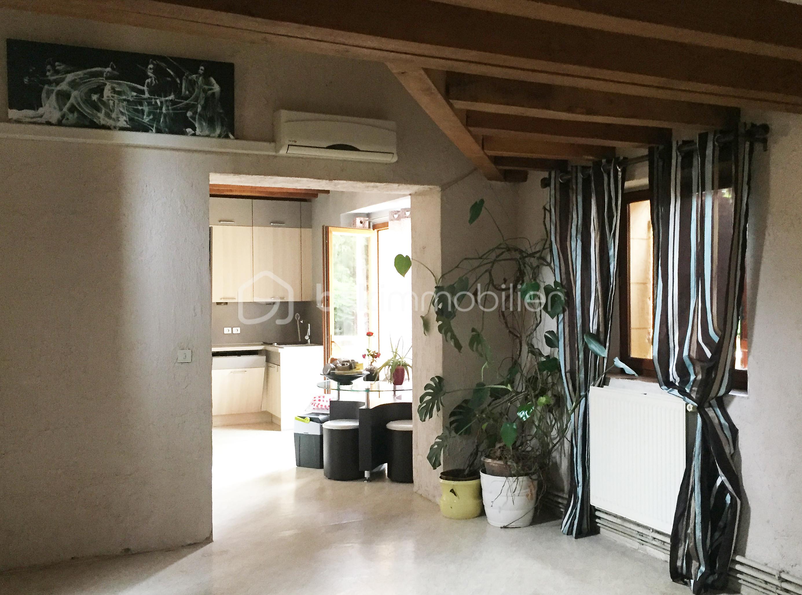 Maison de 257 m² - Cusine.jpg