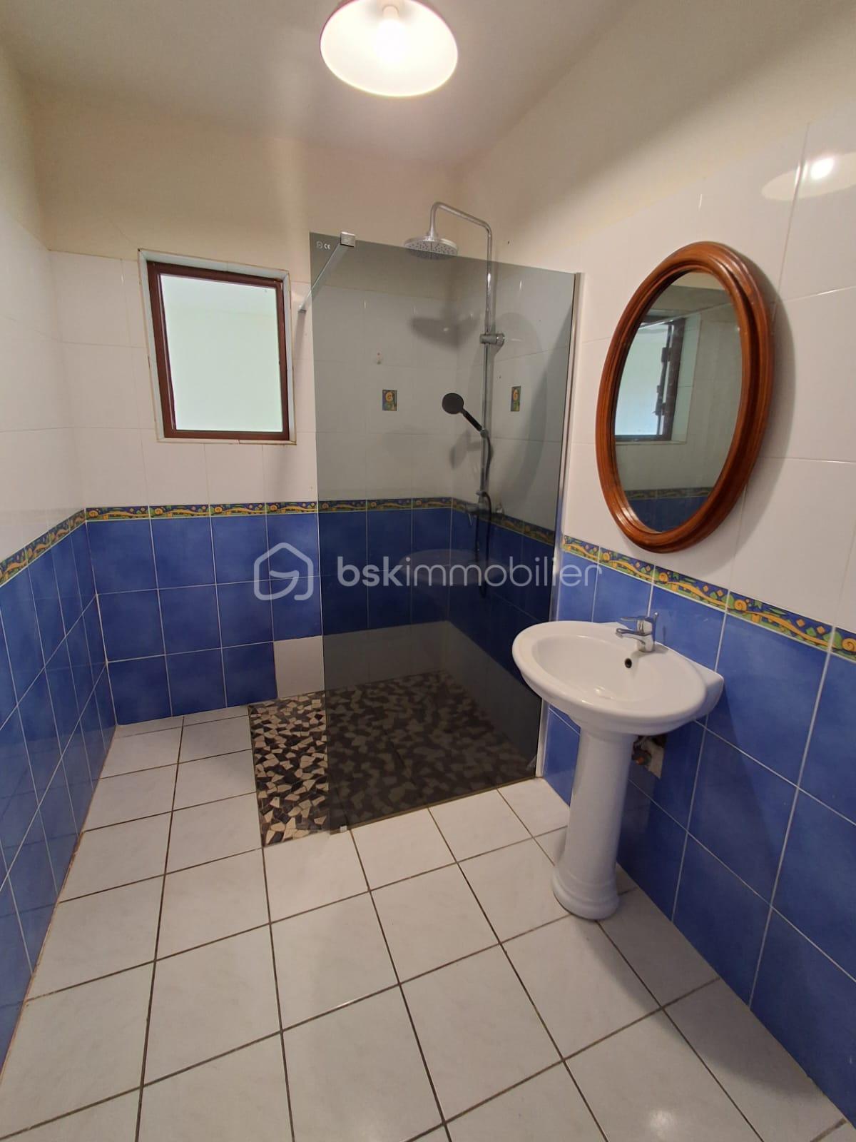 WhatsApp Image 2025-10-27 à 16.56.16_c23d1e13.jpg