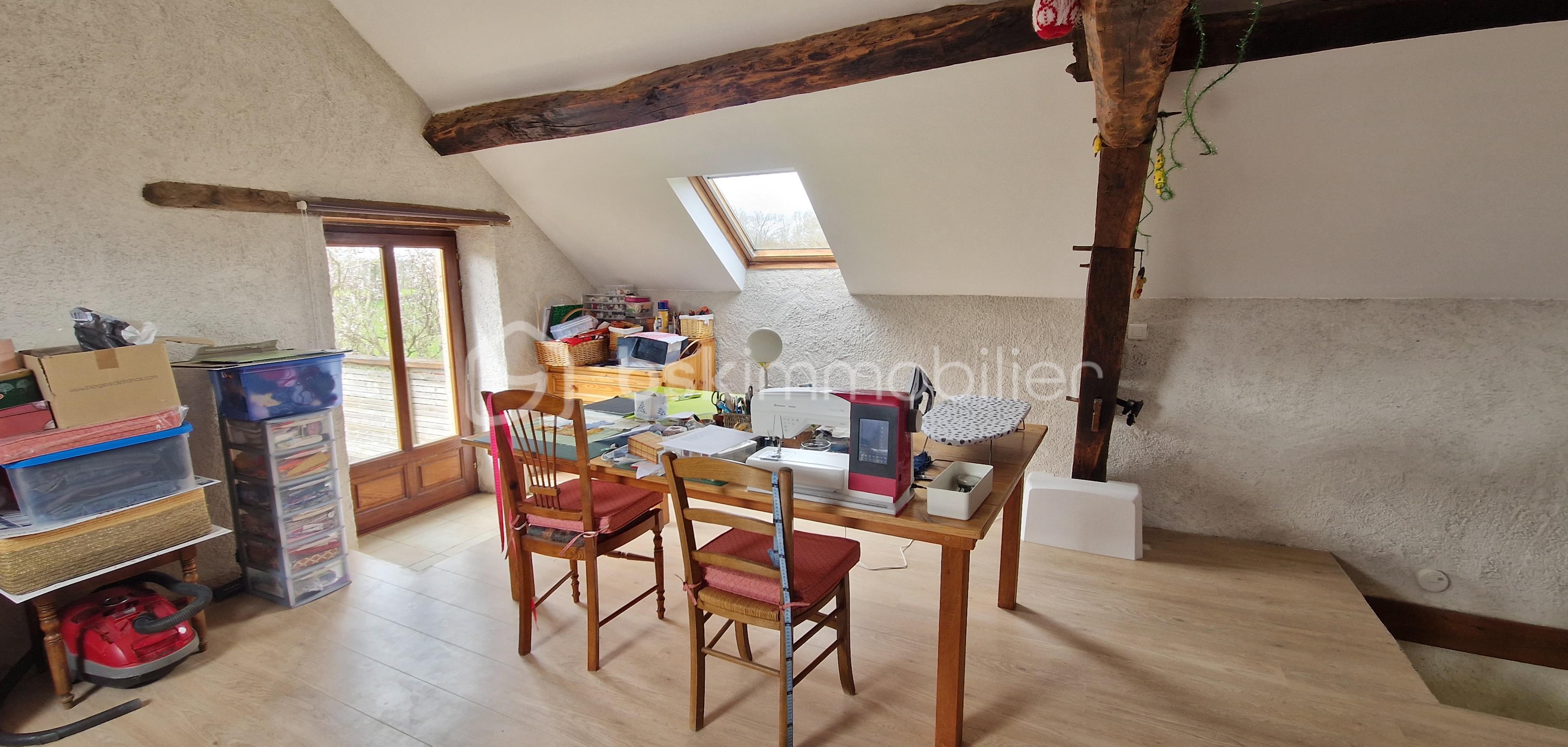 Maison longere de 275 m² - COMBLES 2.jpg