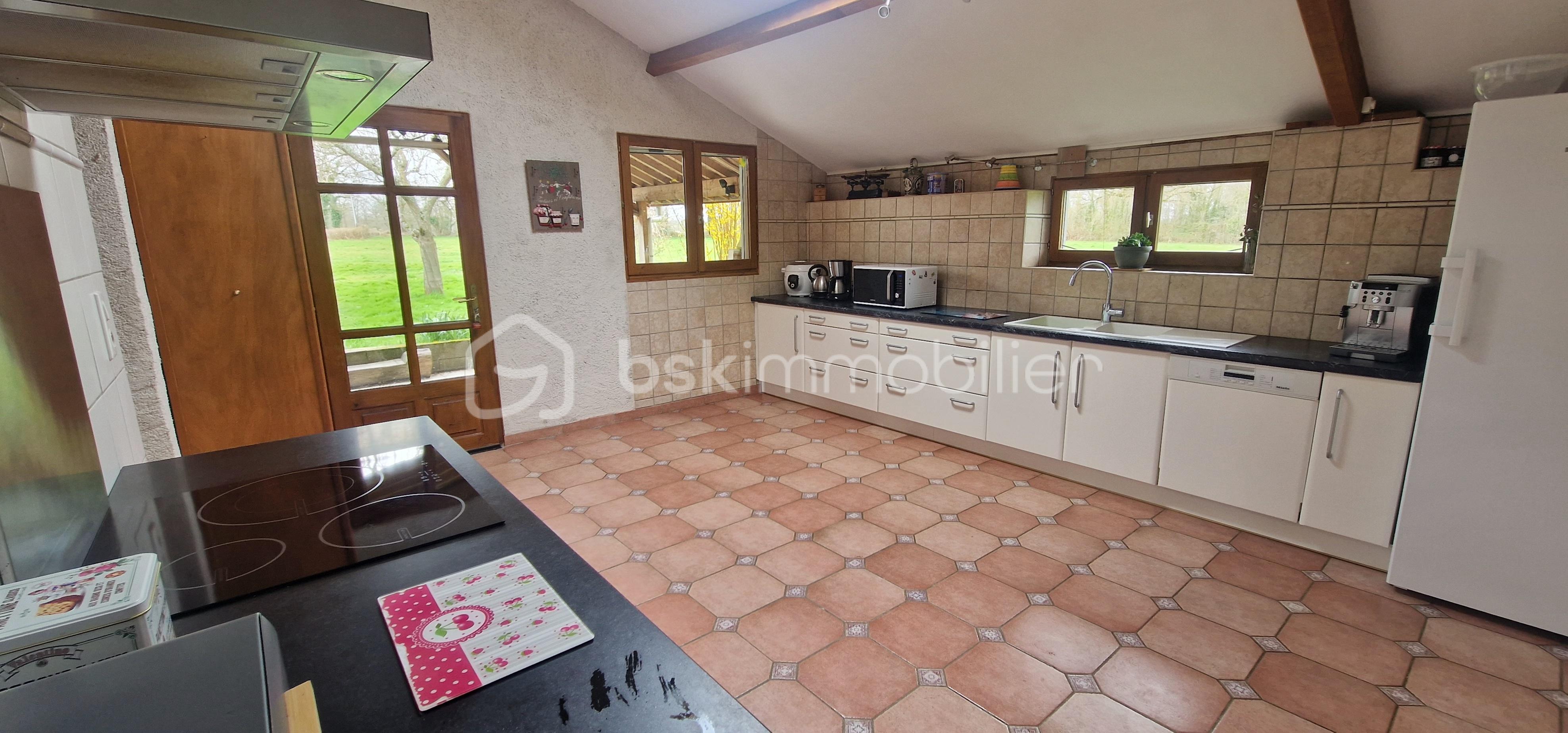 Maison longere de 275 m² - CUISINE 2.jpg