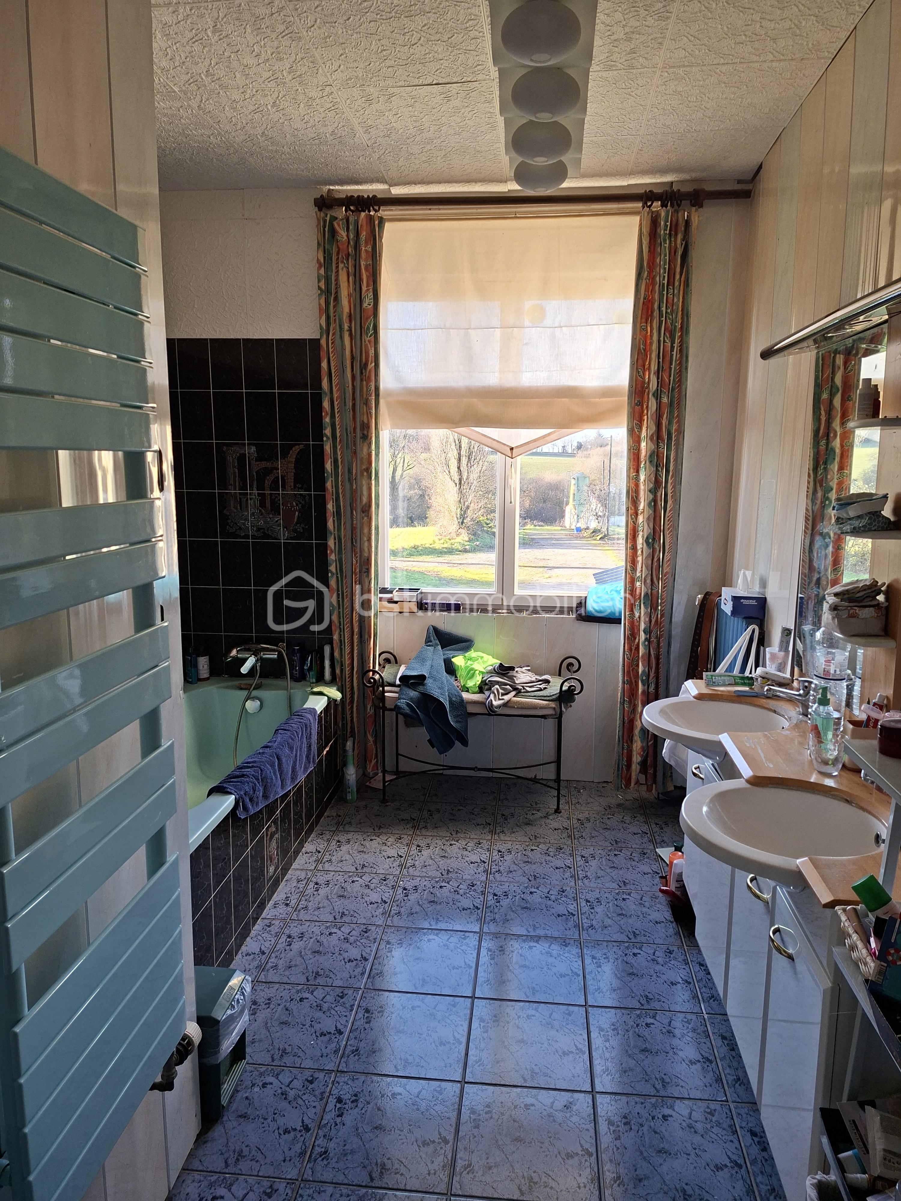 Maison traditionnelle de 243 m² - 20260106_161221.jpg