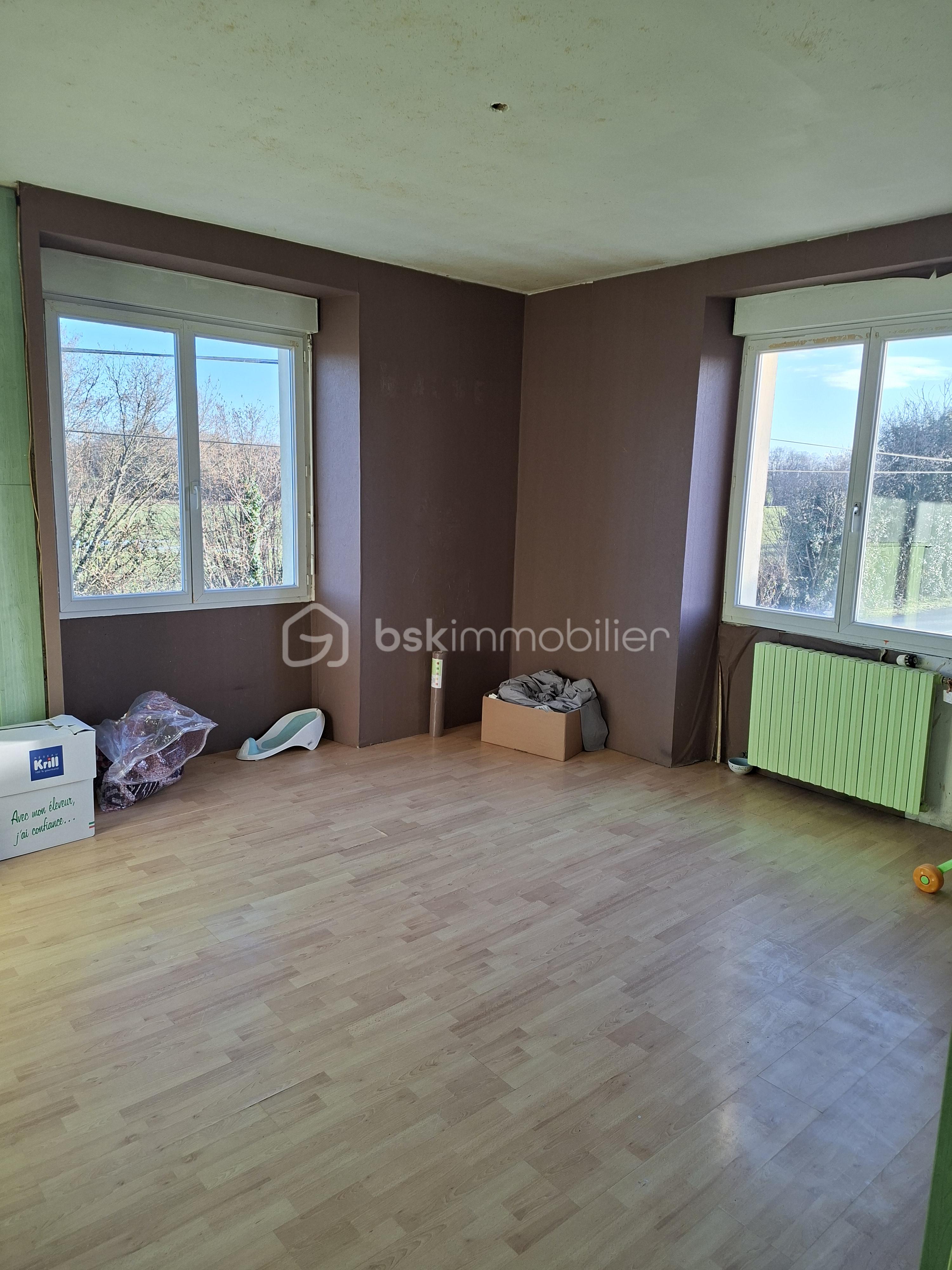 Maison traditionnelle de 243 m² - 20260106_161141.jpg