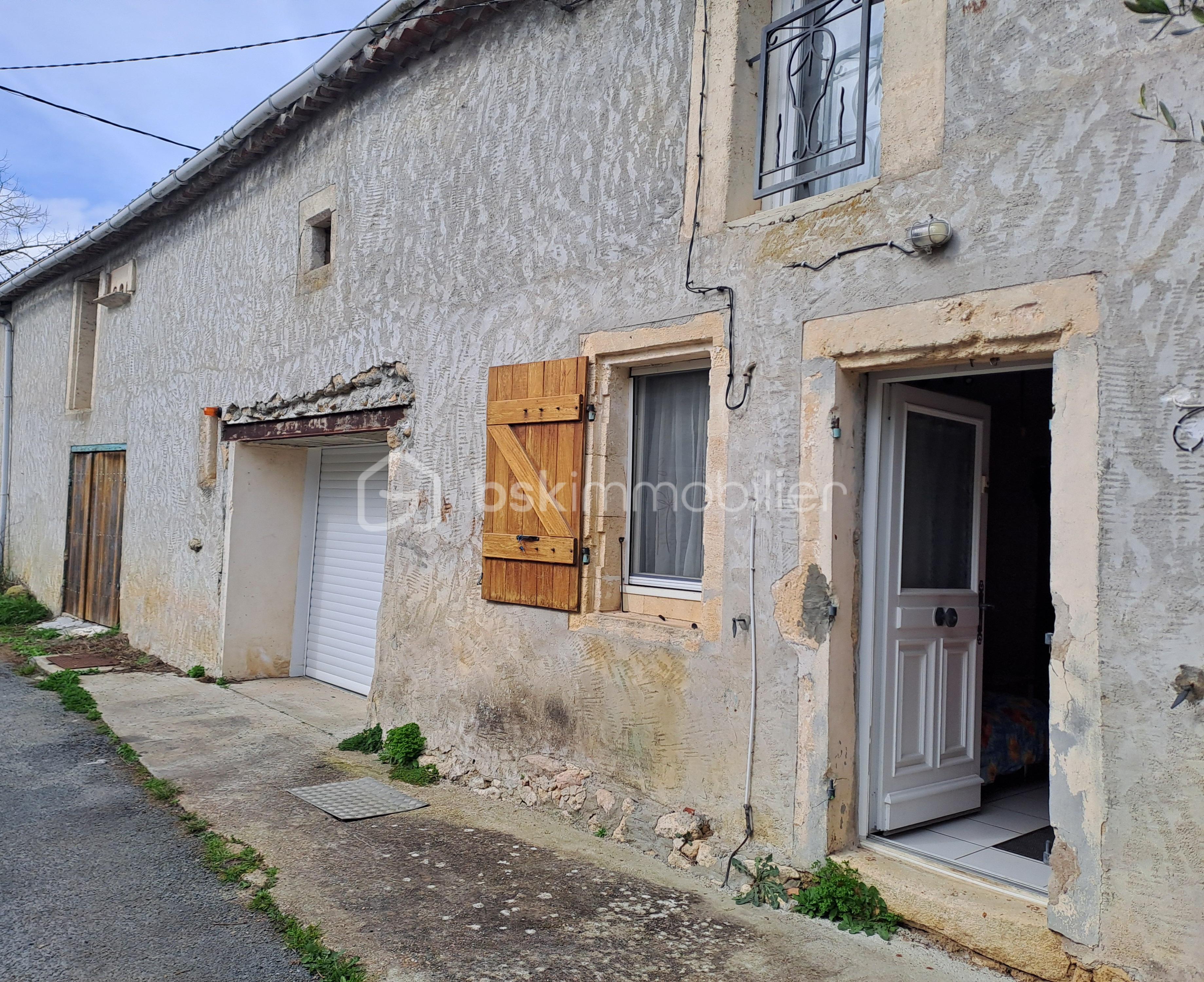 FACADE FRONTENAC.jpg