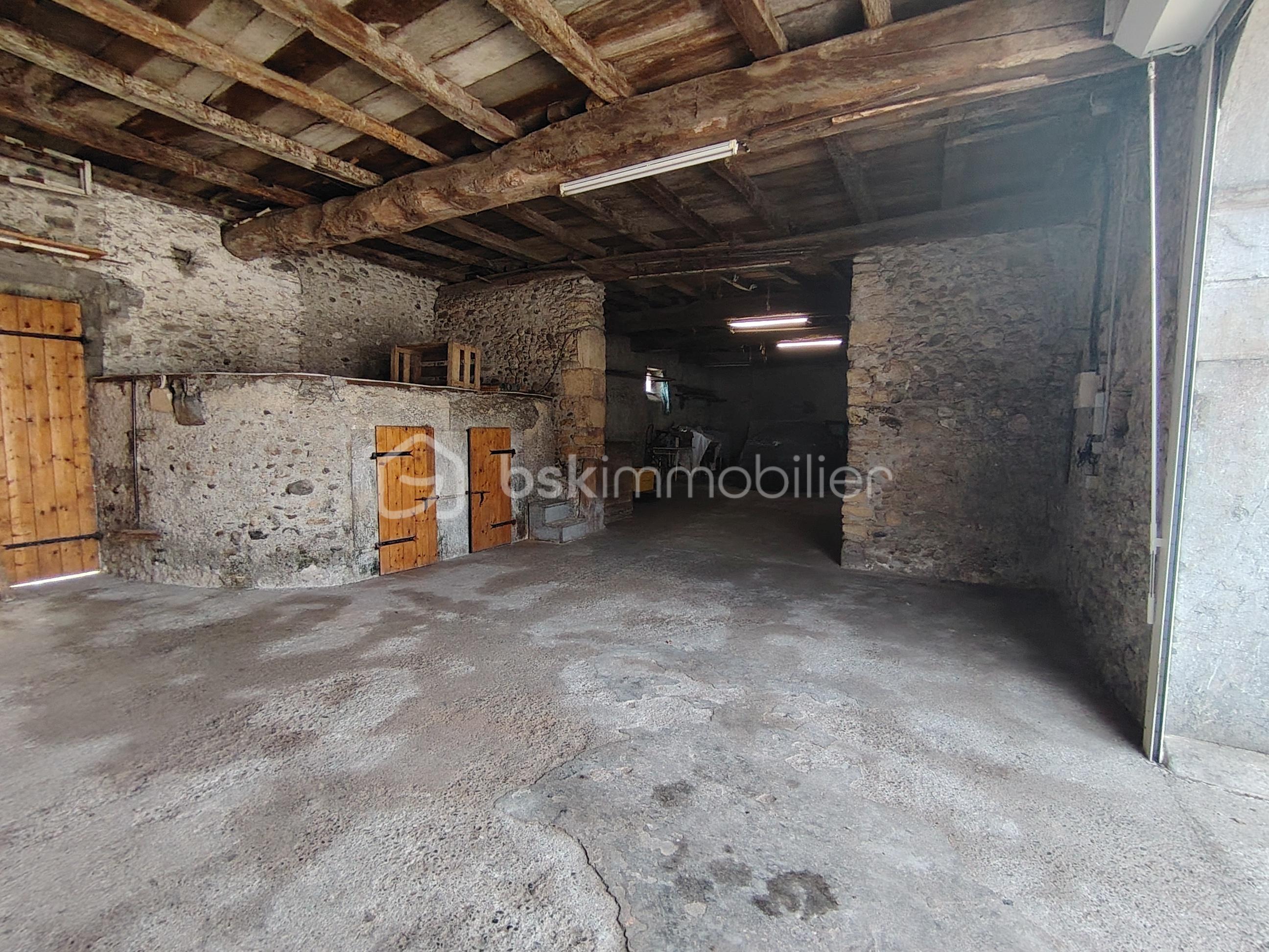 Corps de ferme de 200 m² - DIFF 13.jpg